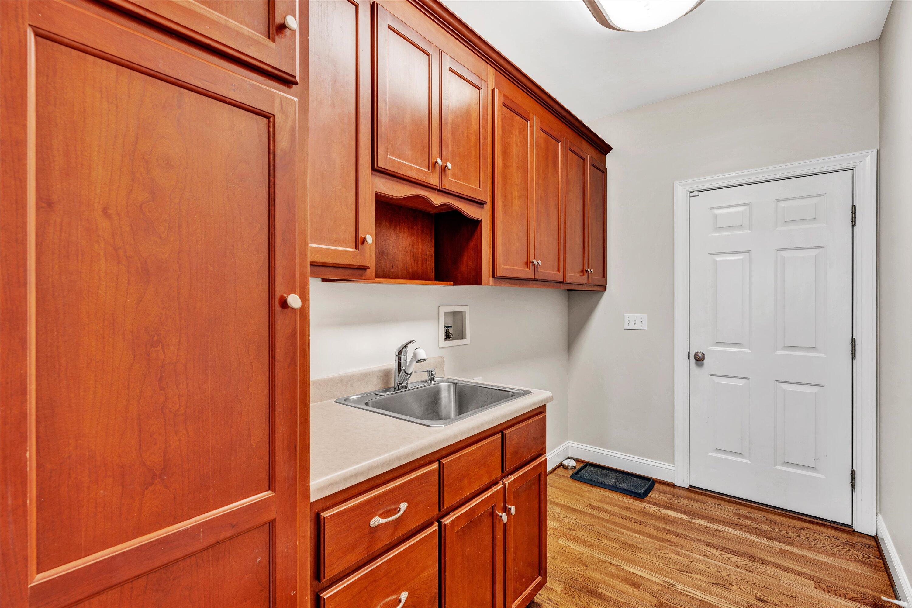 25 Westridge LN