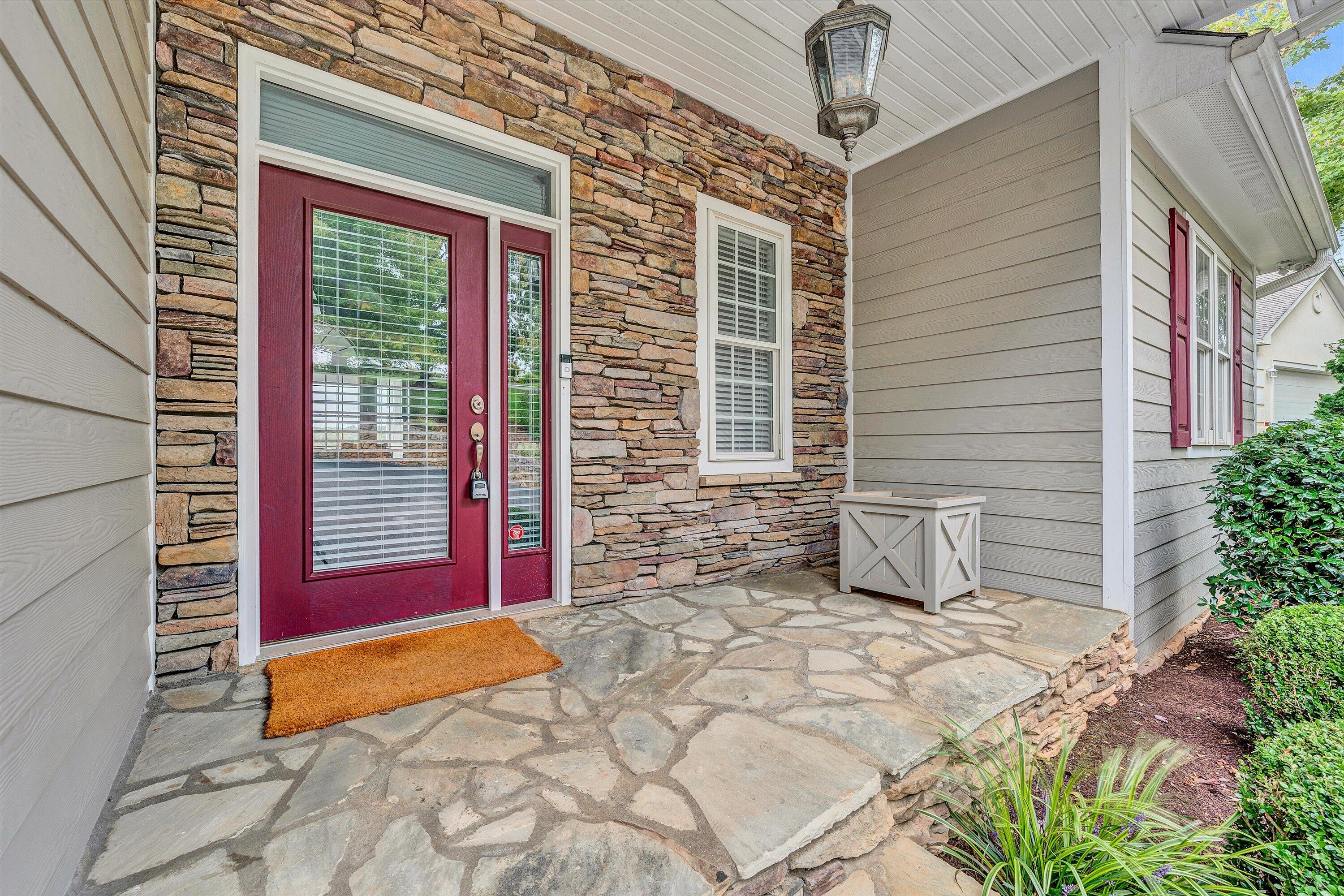 25 Westridge LN