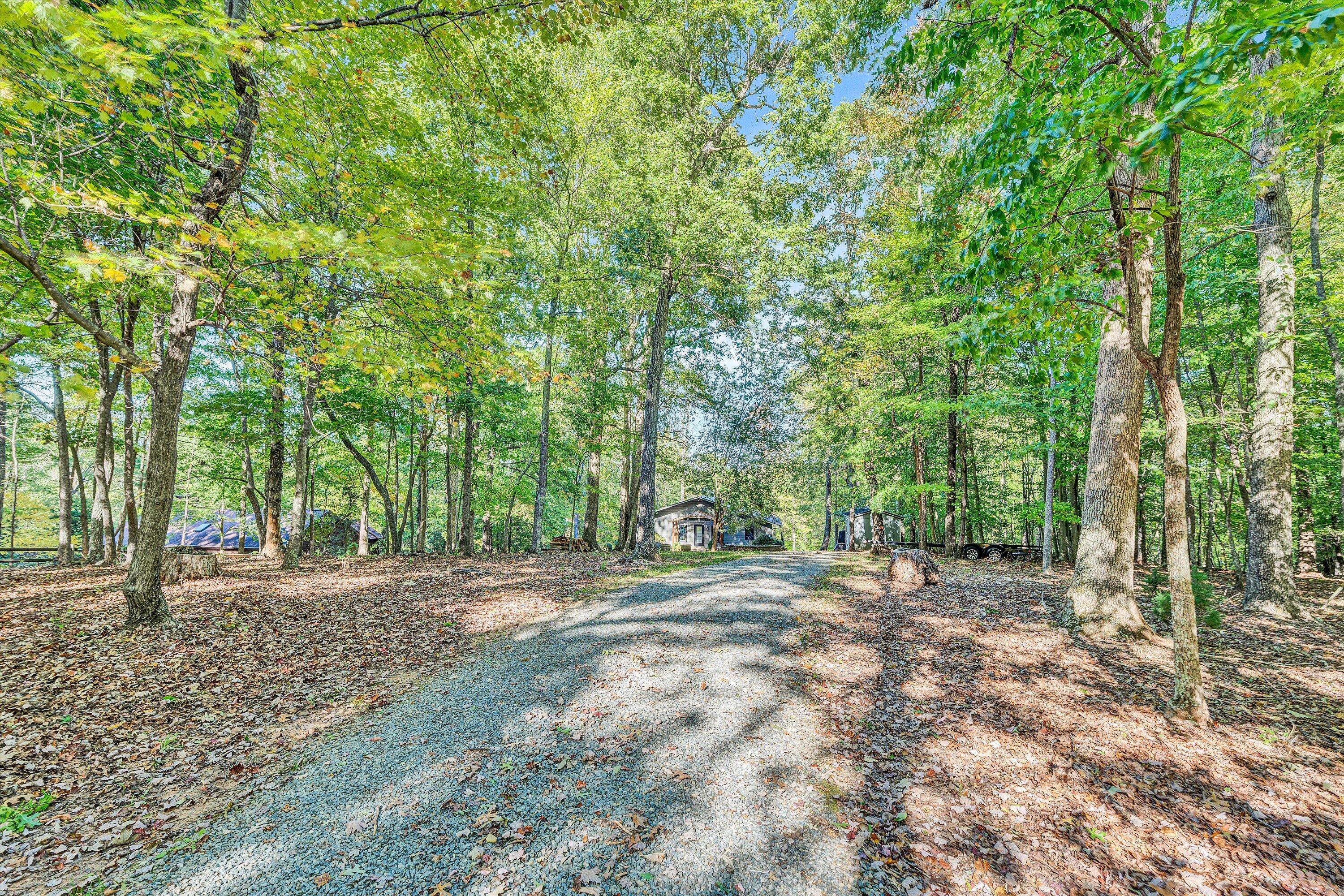 955 Oakshire LN