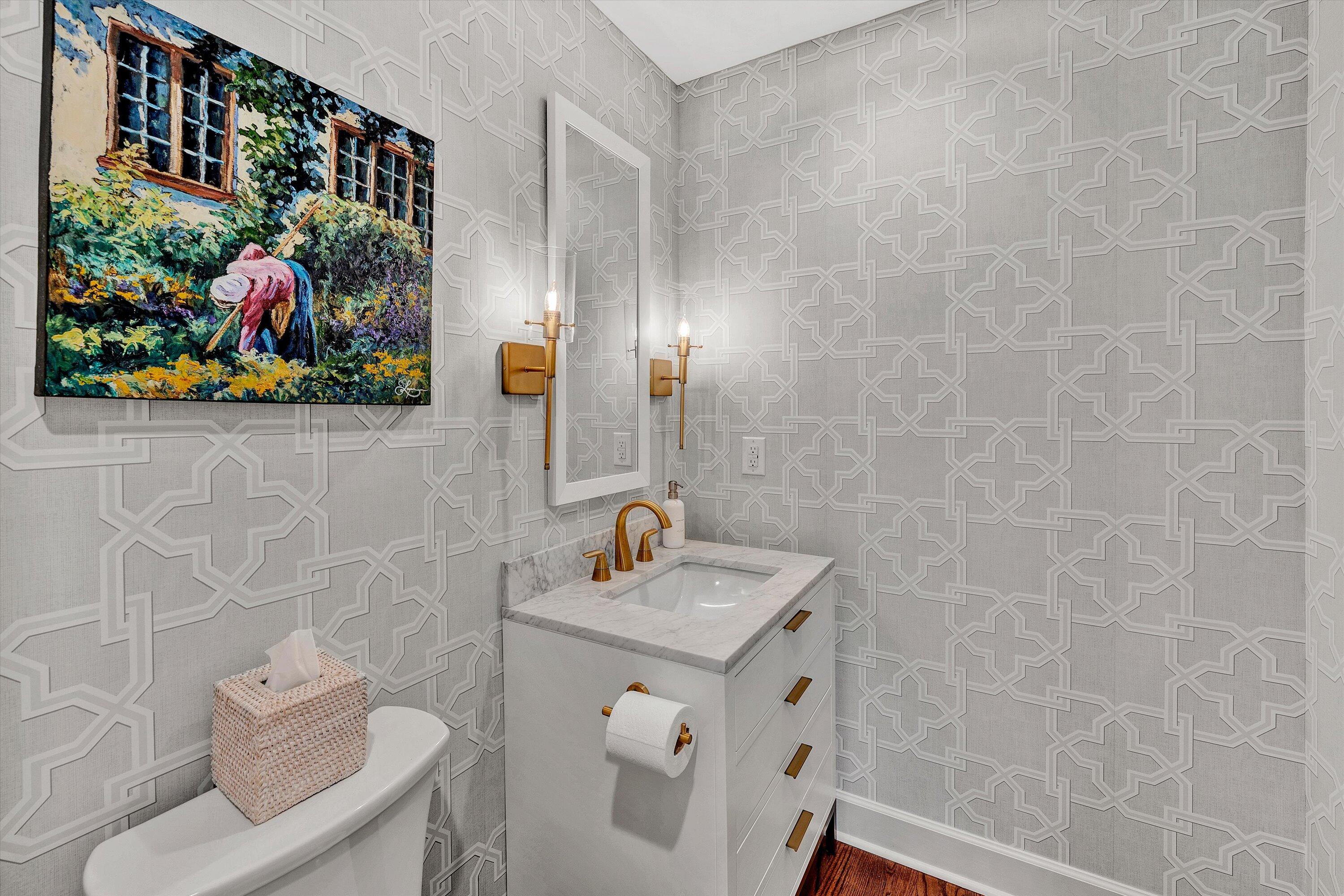 216 Island Green DR Unit: 11