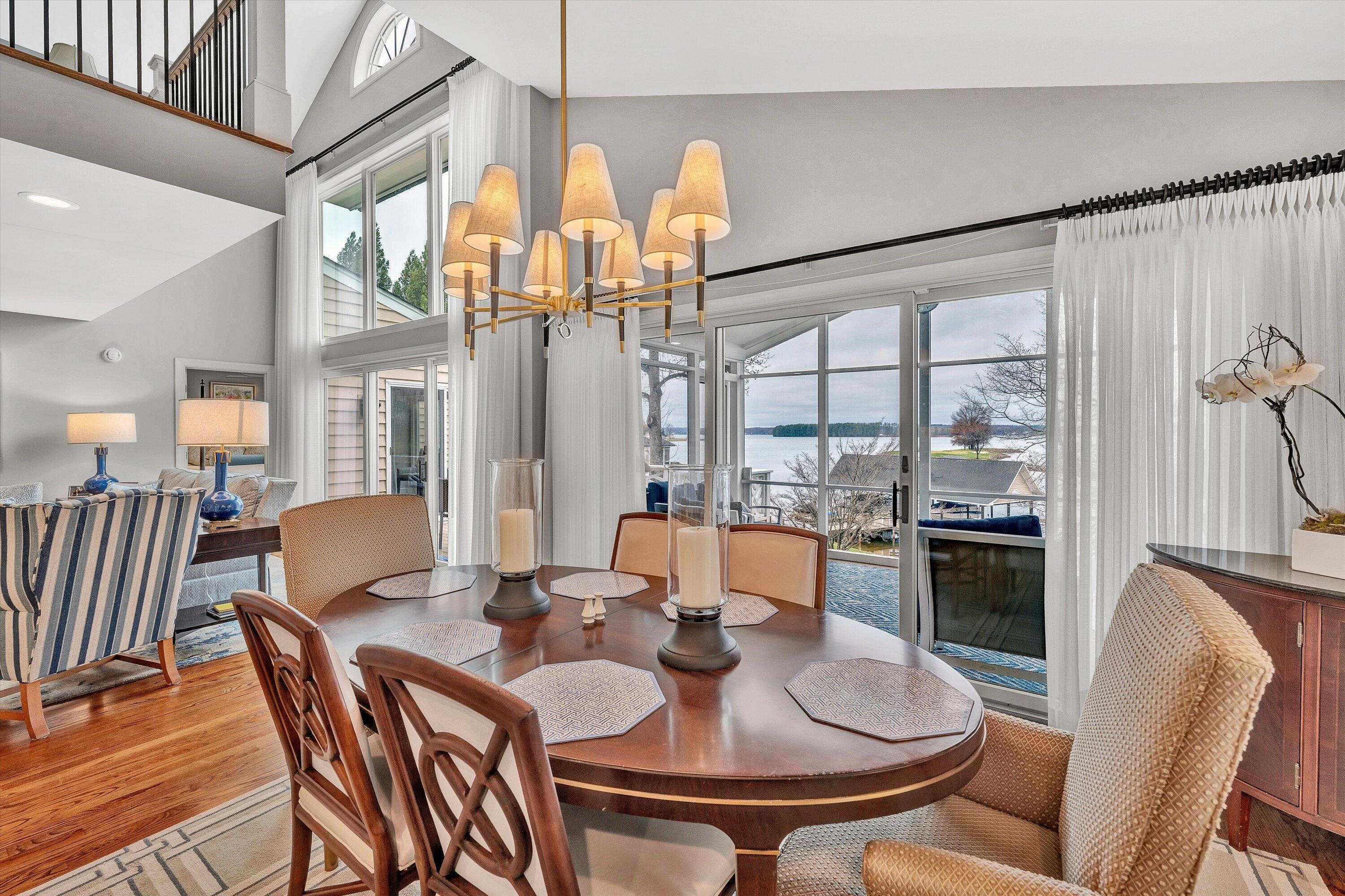 216 Island Green DR Unit: 11