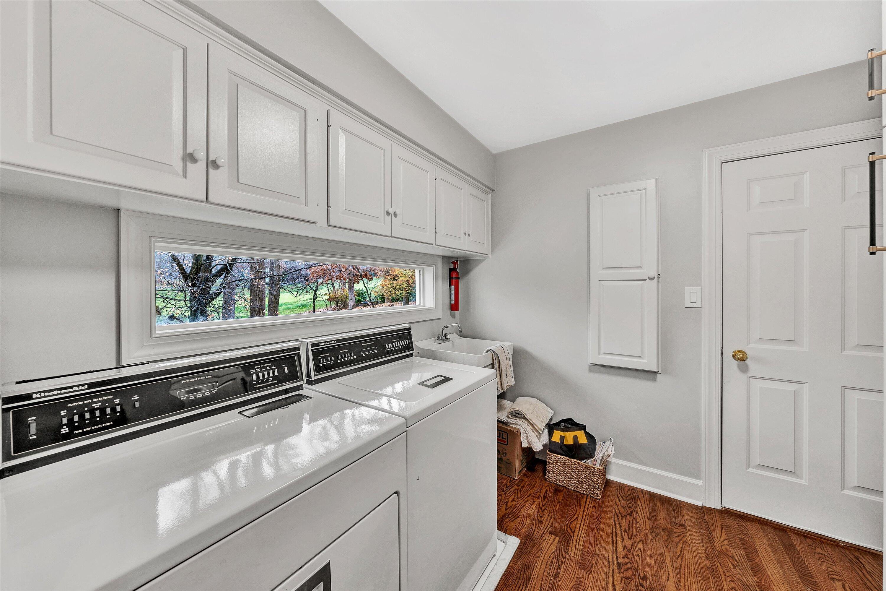 216 Island Green DR Unit: 11