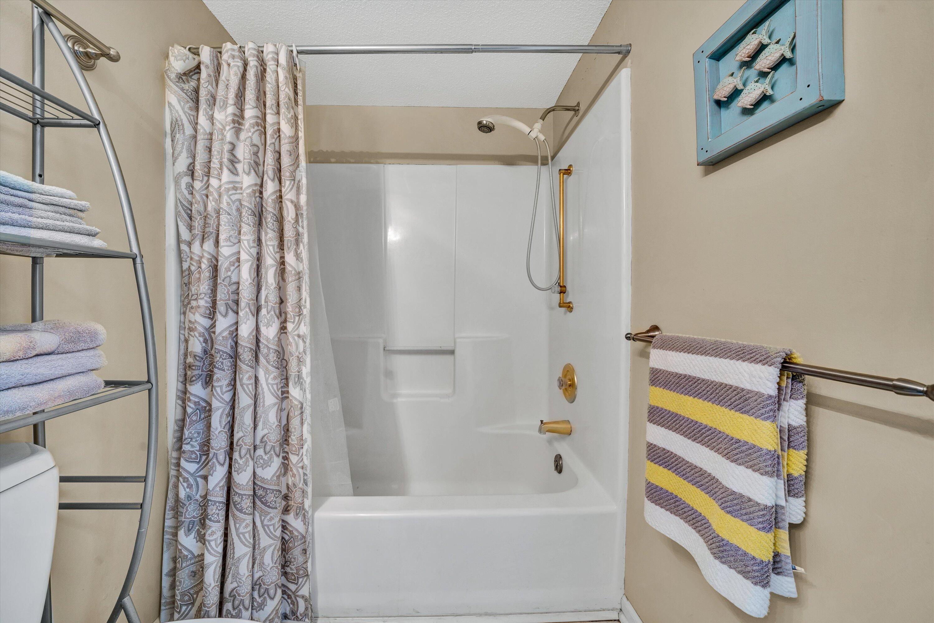 630 Montevista RD Unit: 501