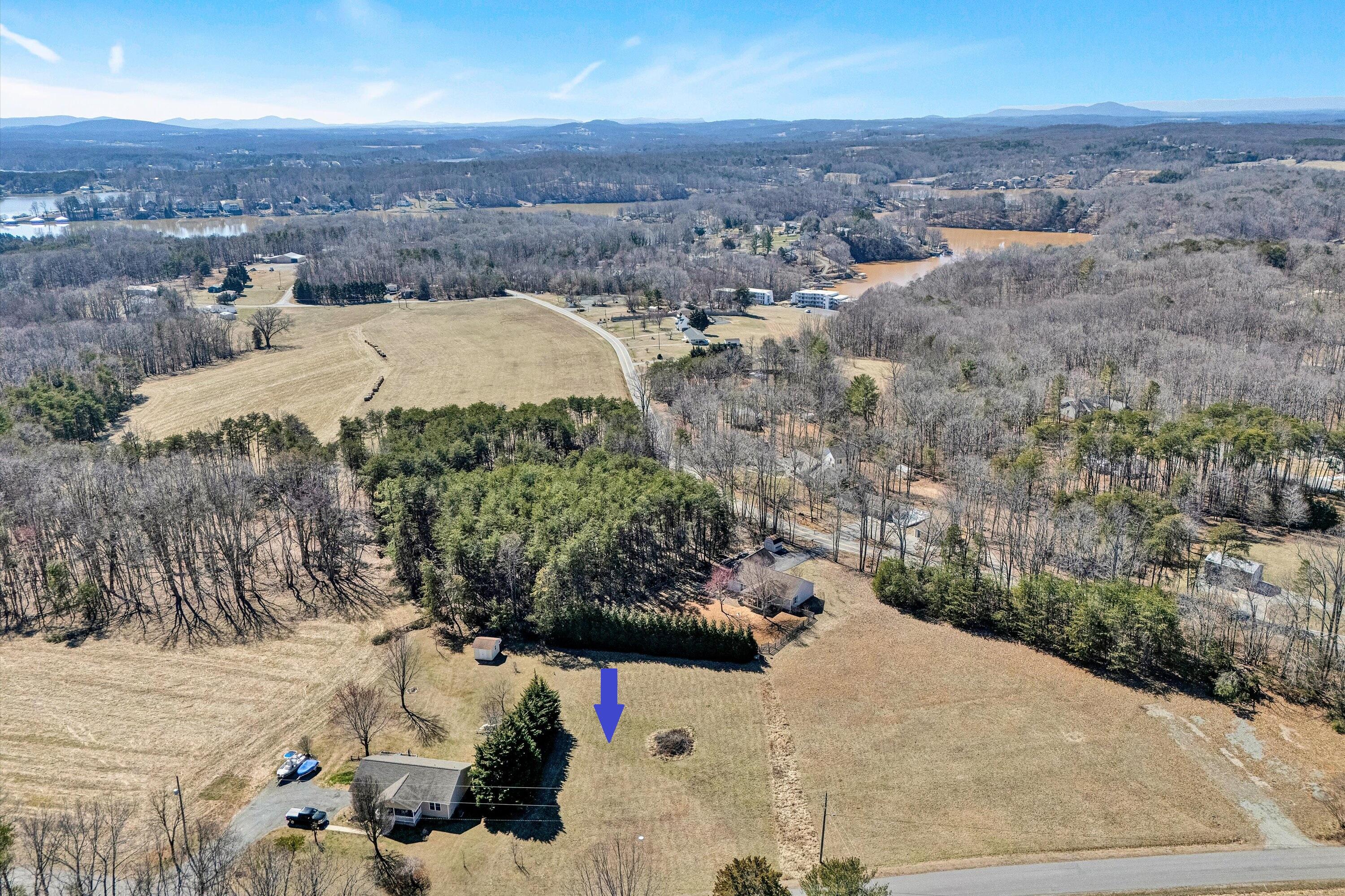 Lot 22 Rolling RD