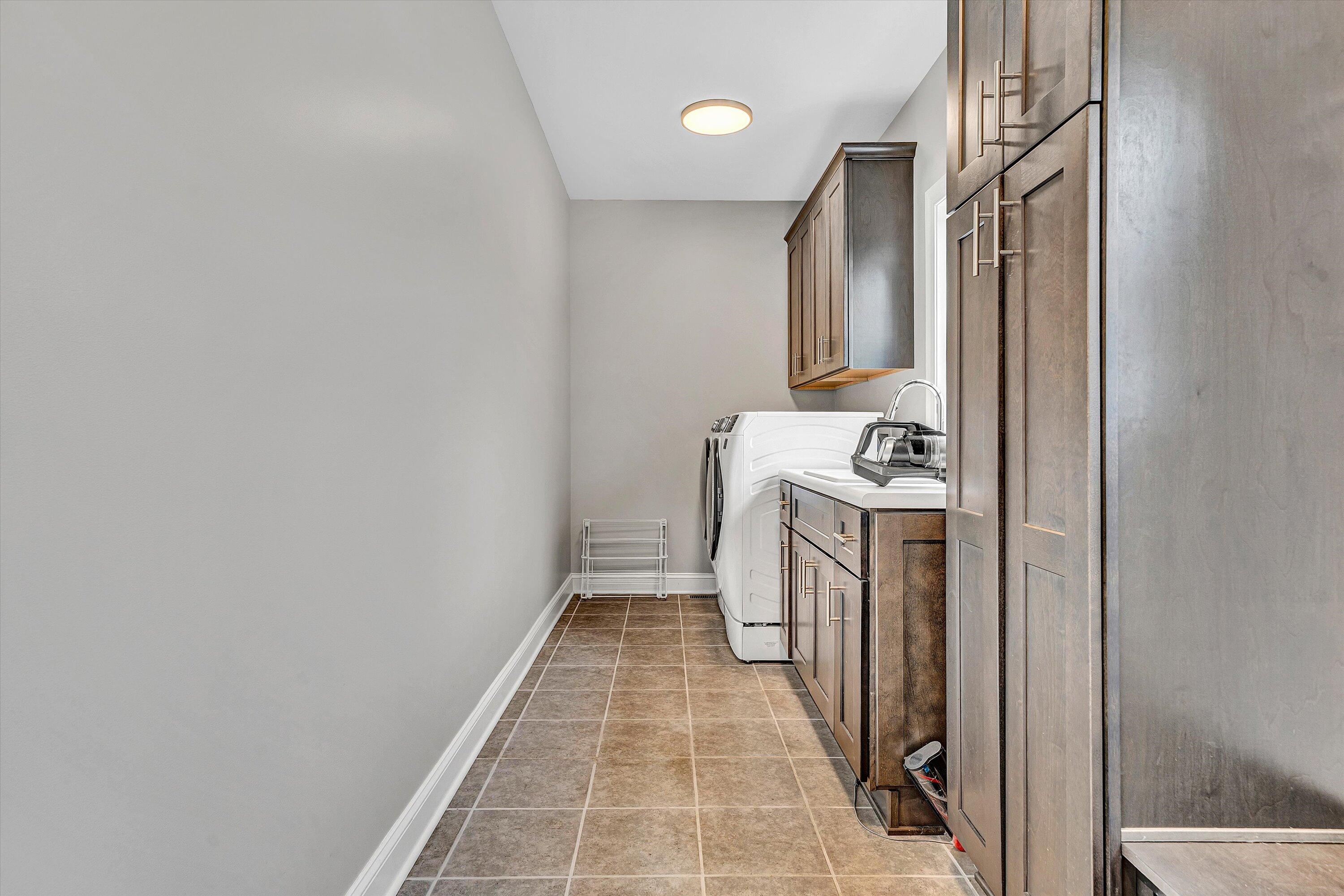 111 Halsey CT
