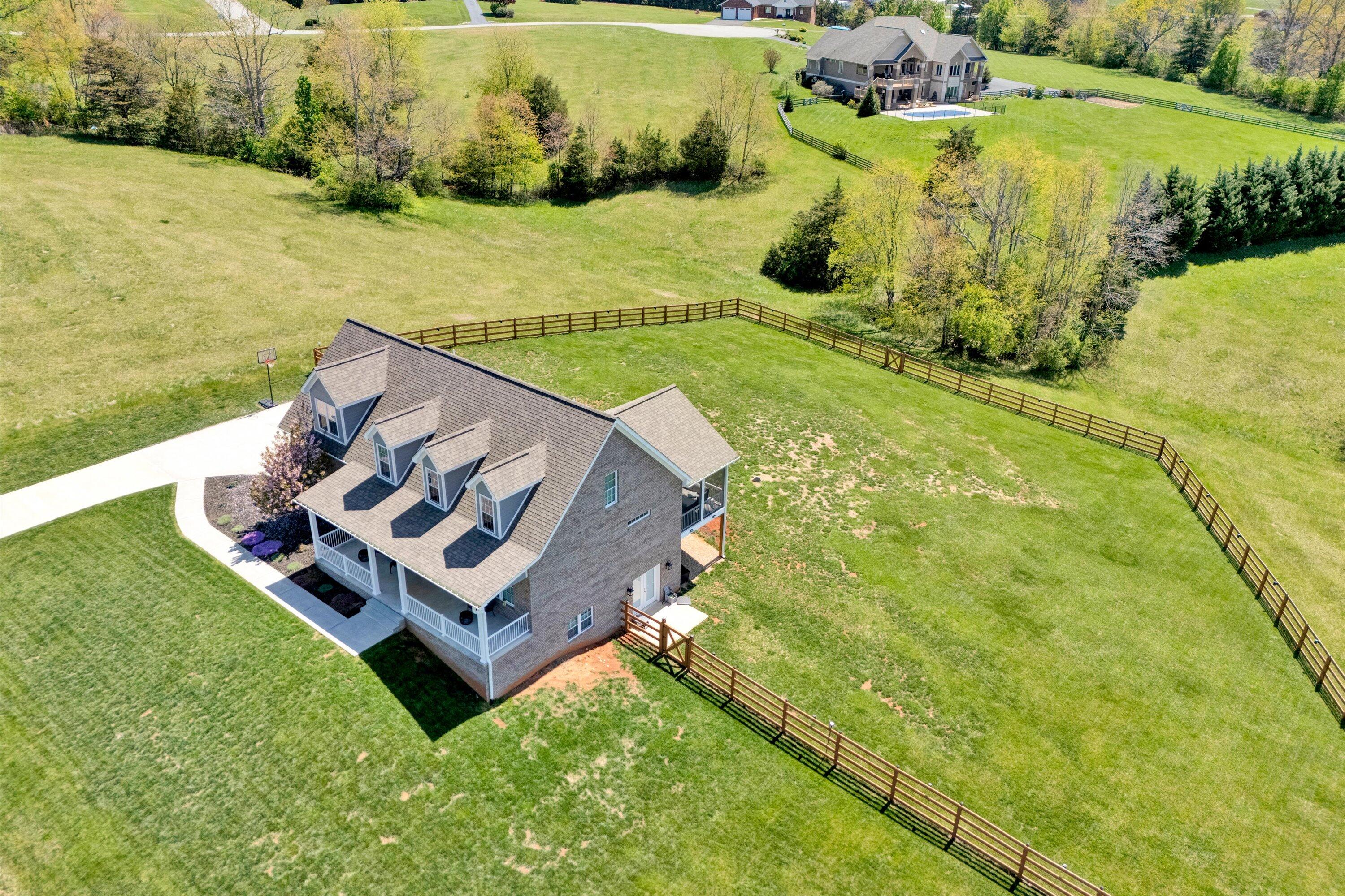 111 Halsey CT