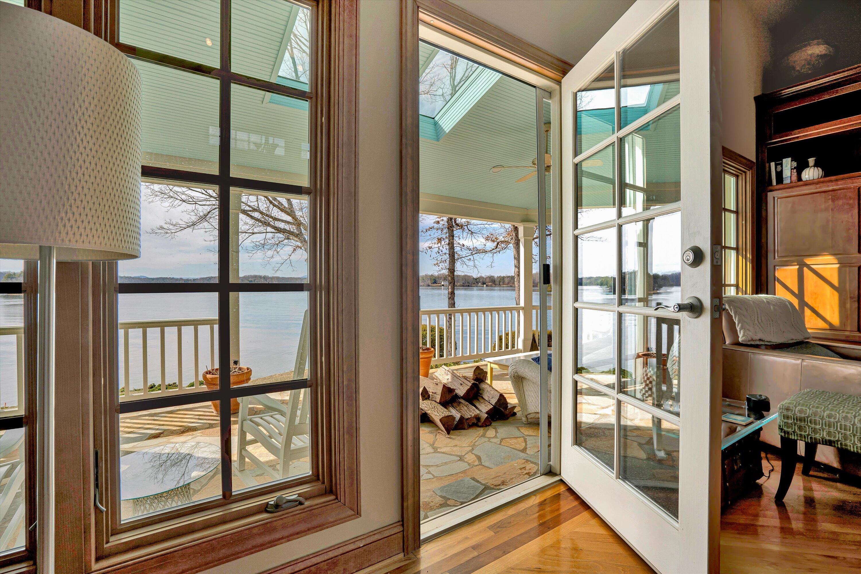 41 Windy Hill CIR
