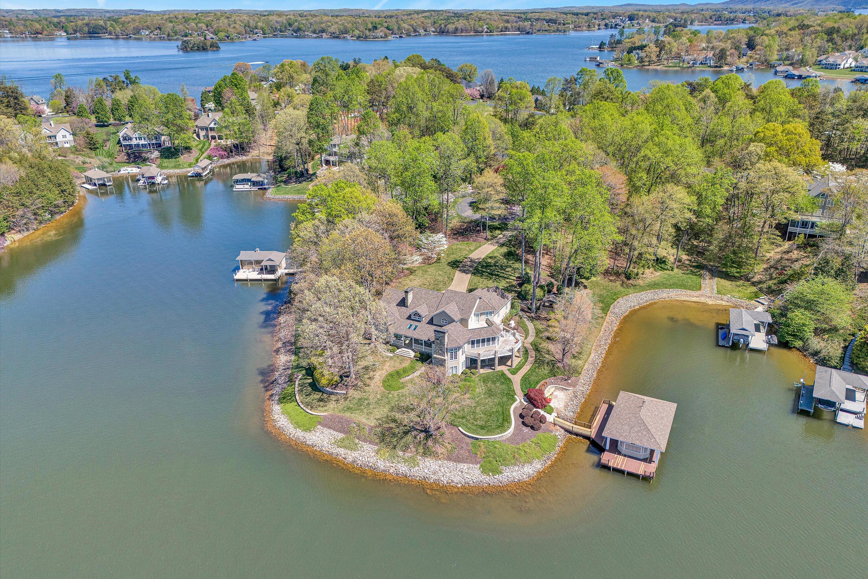 41 Windy Hill CIR