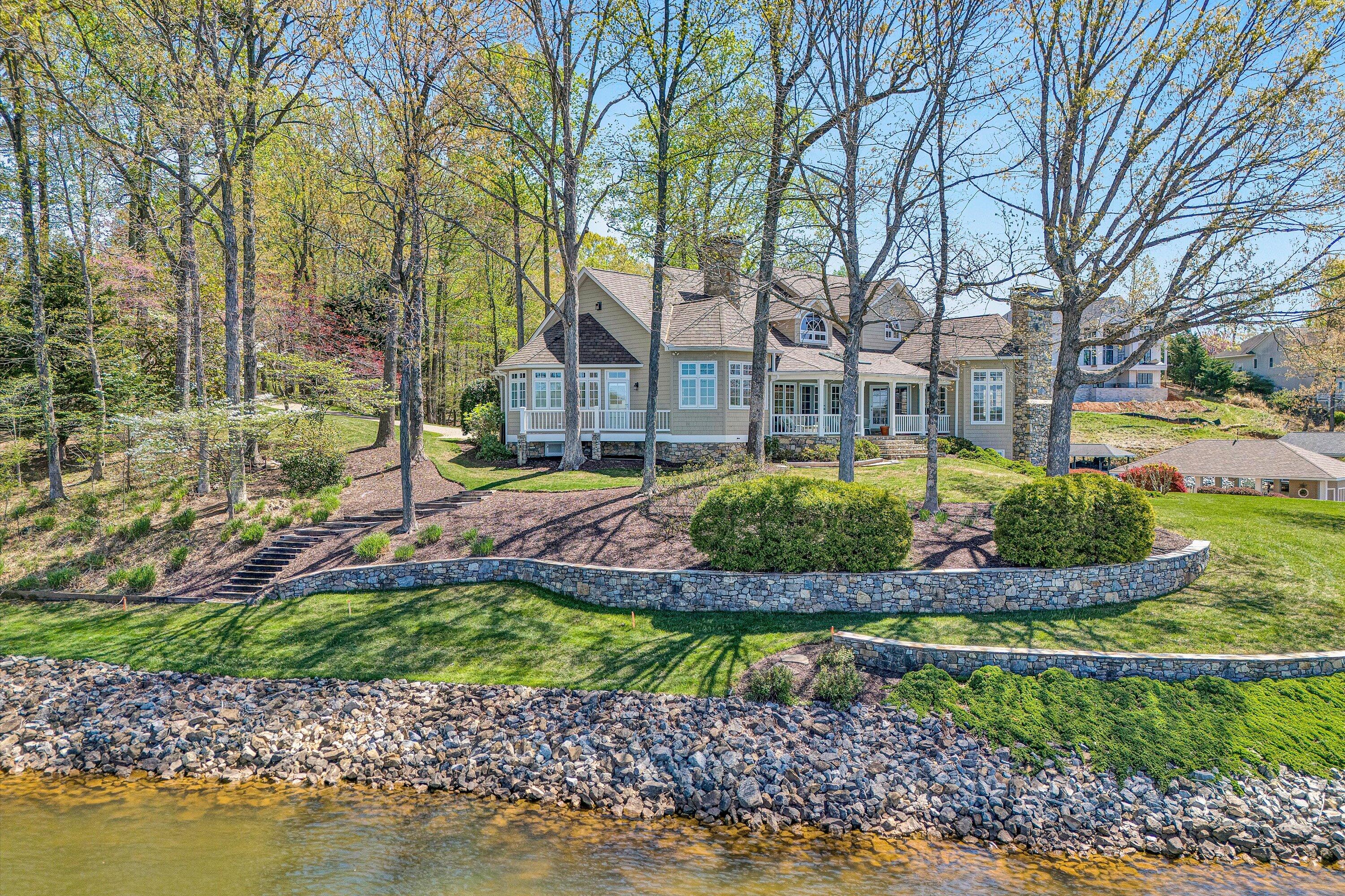 41 Windy Hill CIR