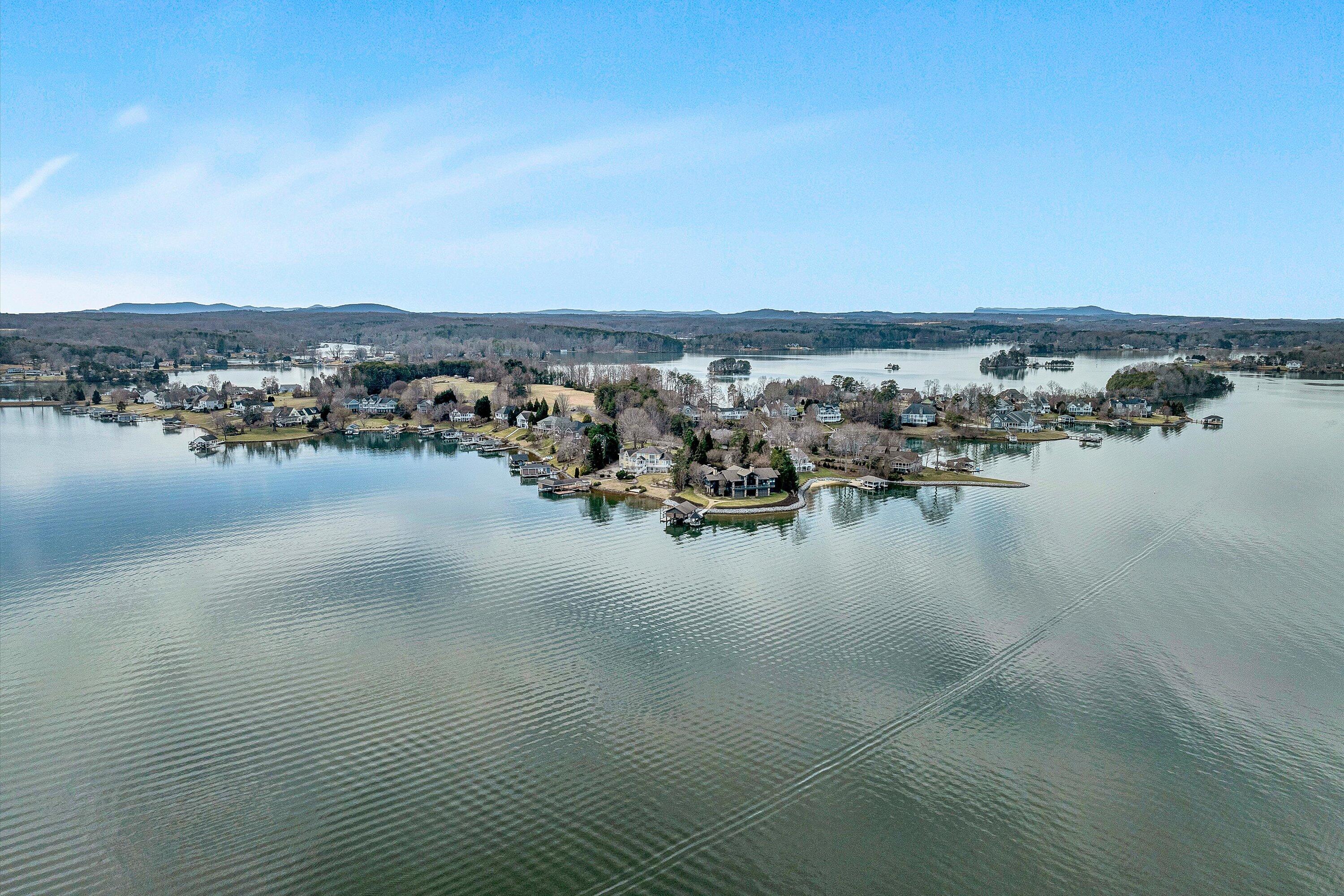 41 Windy Hill CIR
