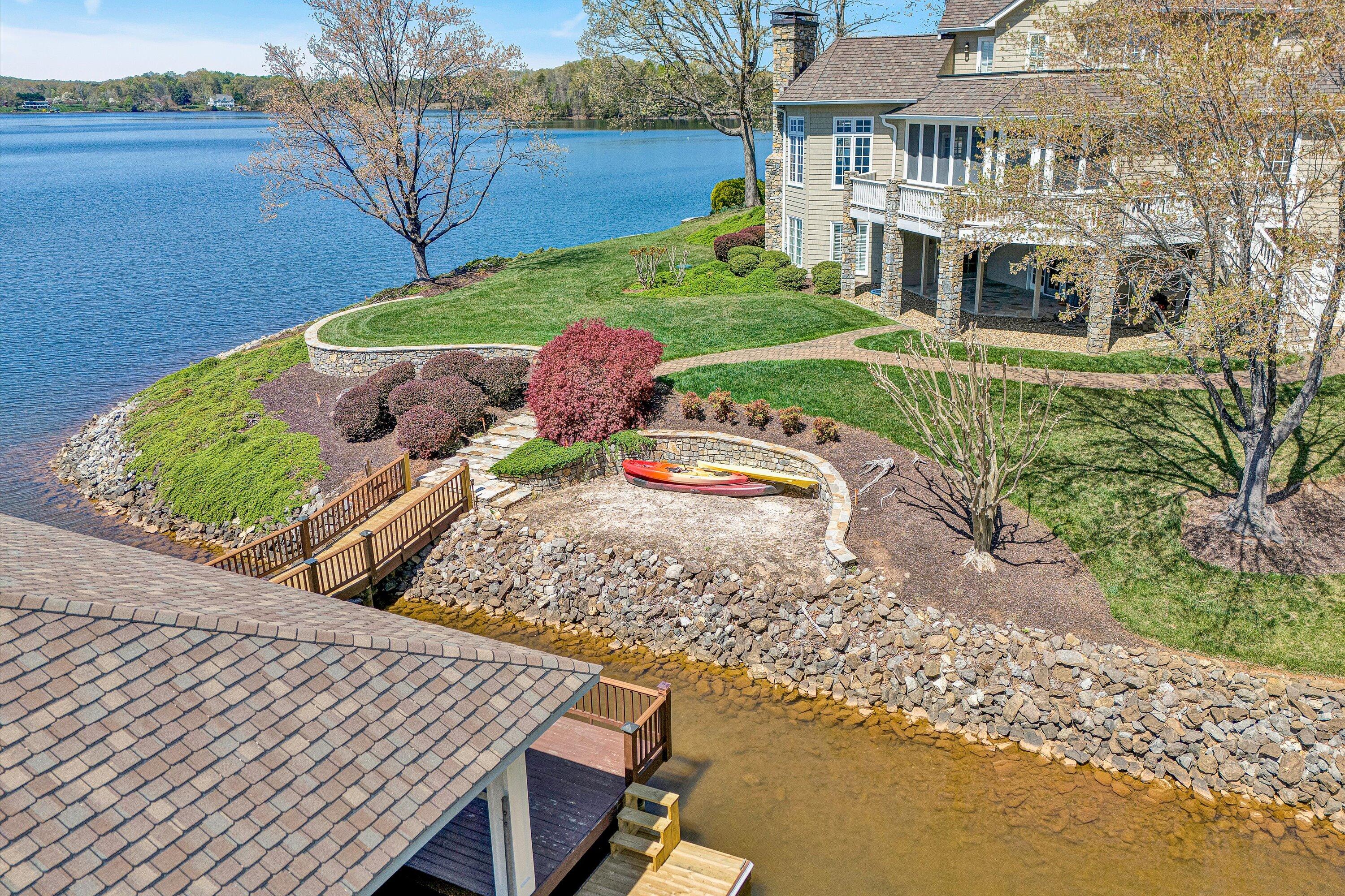 41 Windy Hill CIR