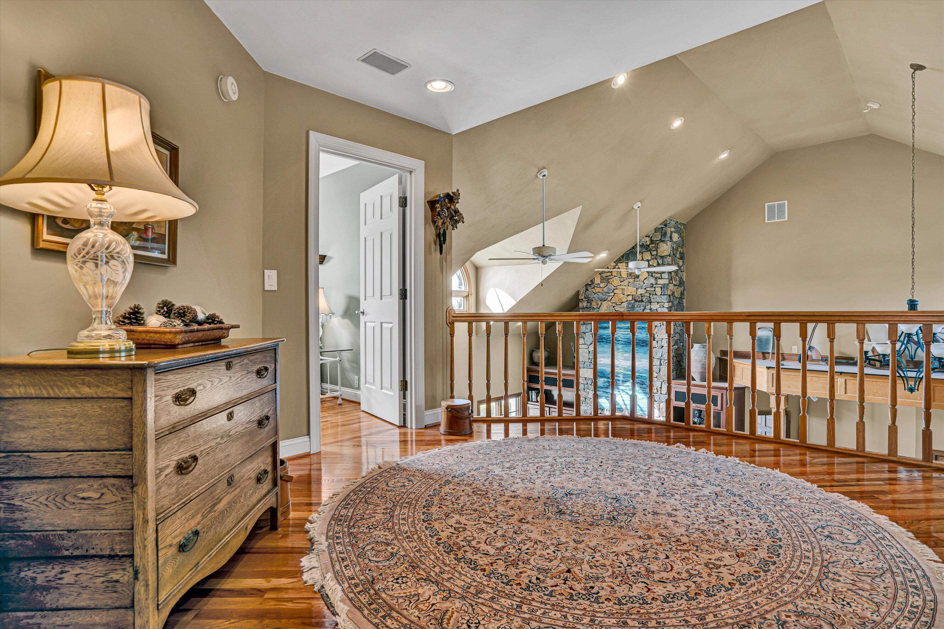 41 Windy Hill CIR