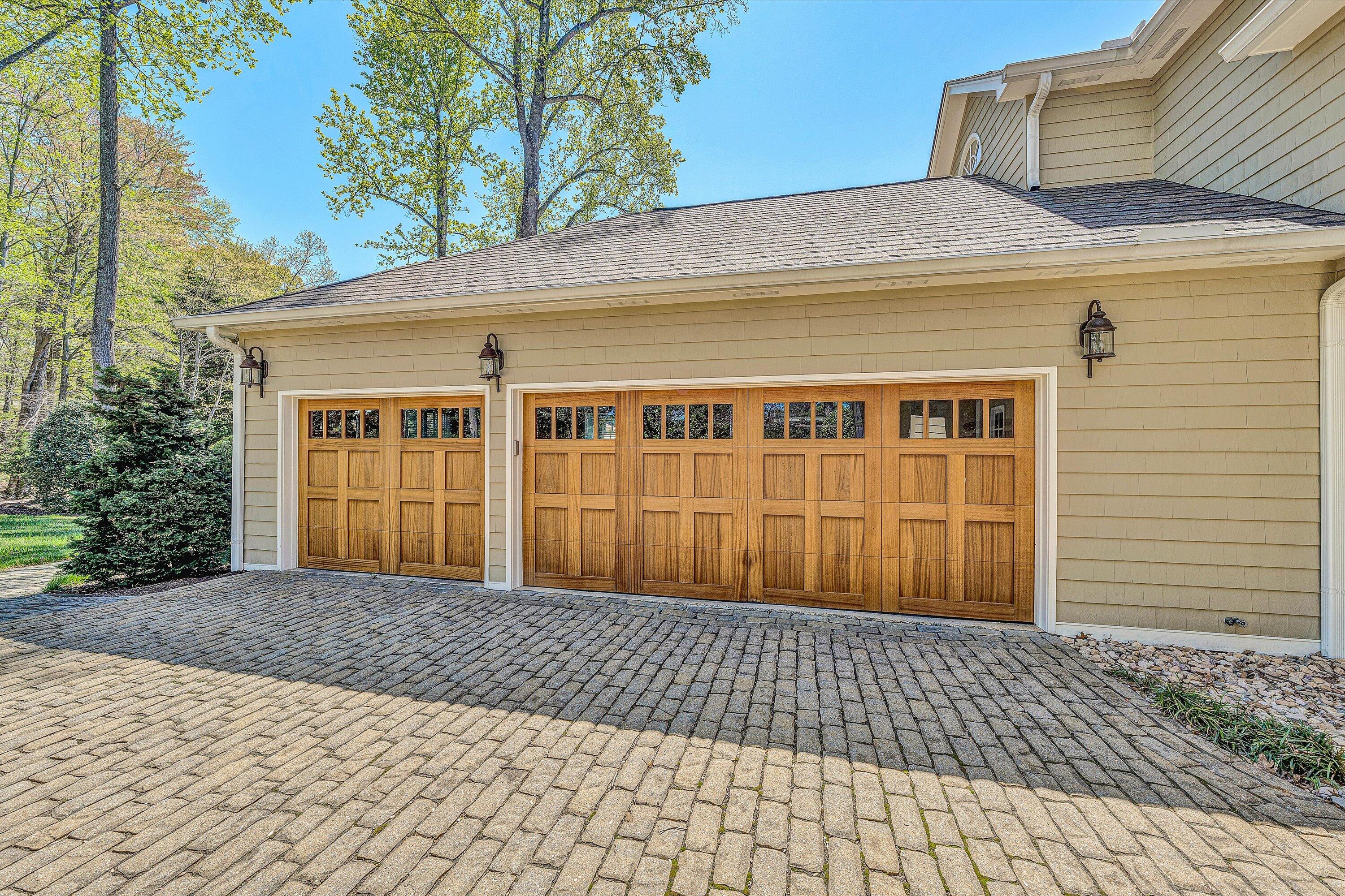 41 Windy Hill CIR