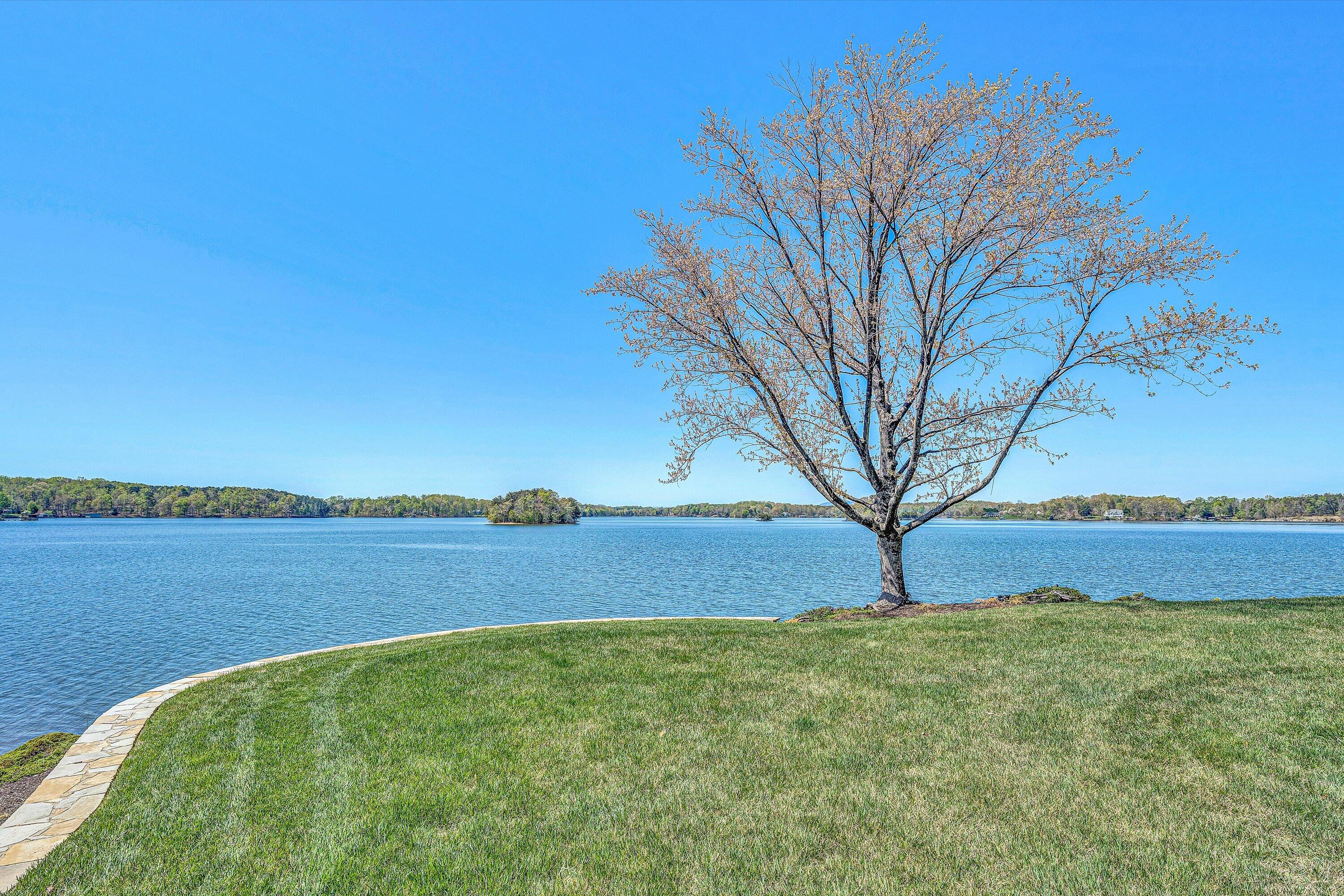41 Windy Hill CIR