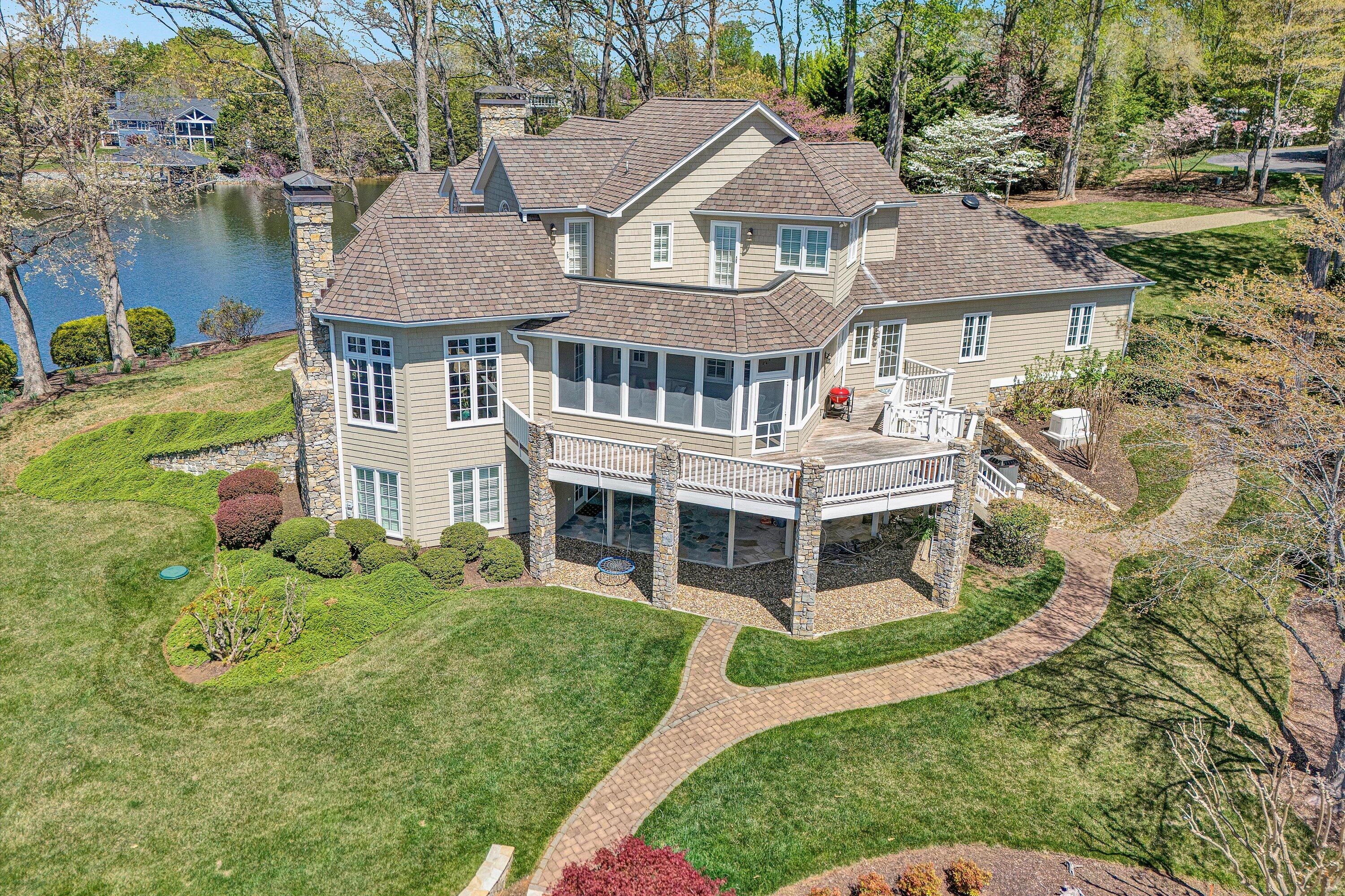 41 Windy Hill CIR