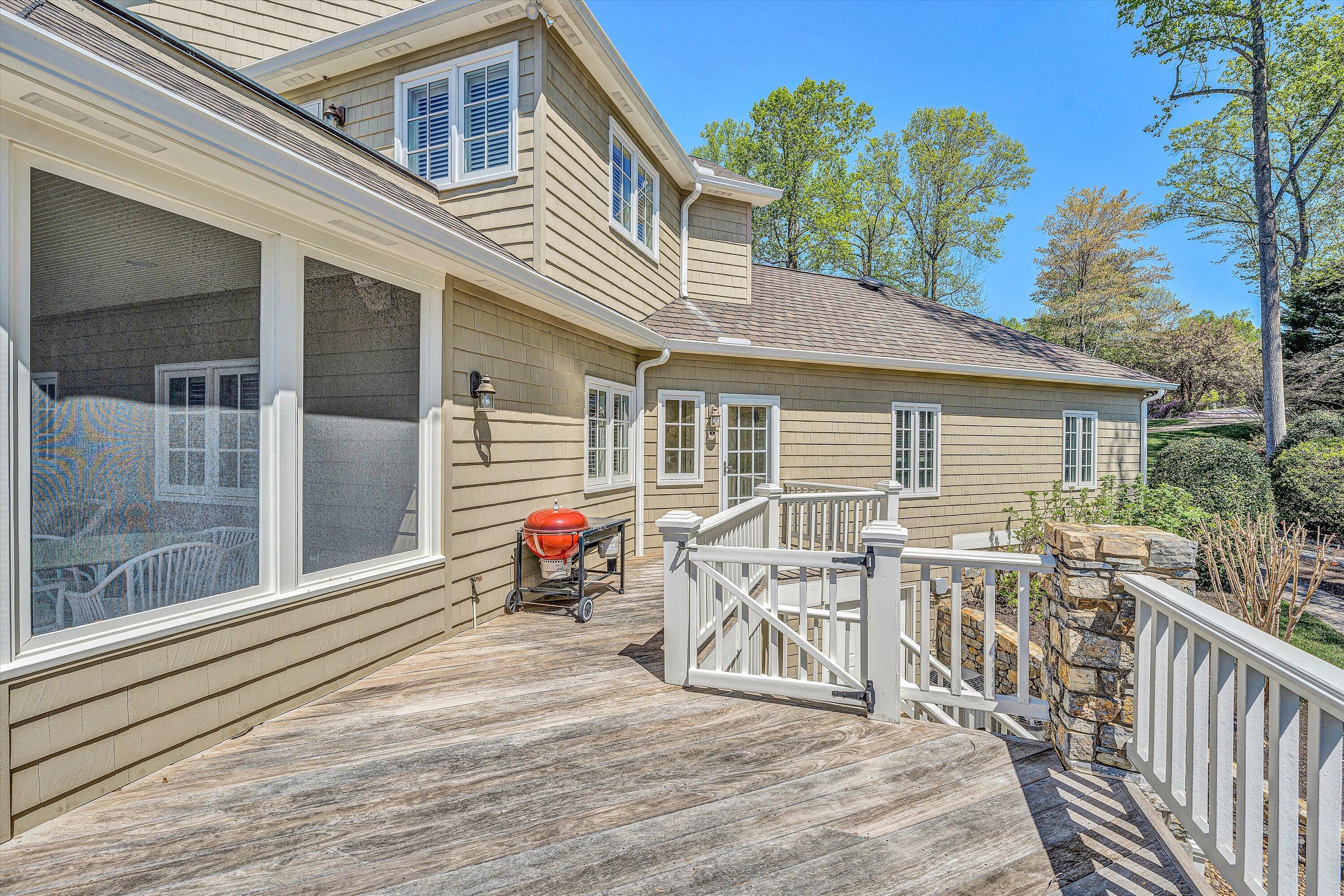 41 Windy Hill CIR