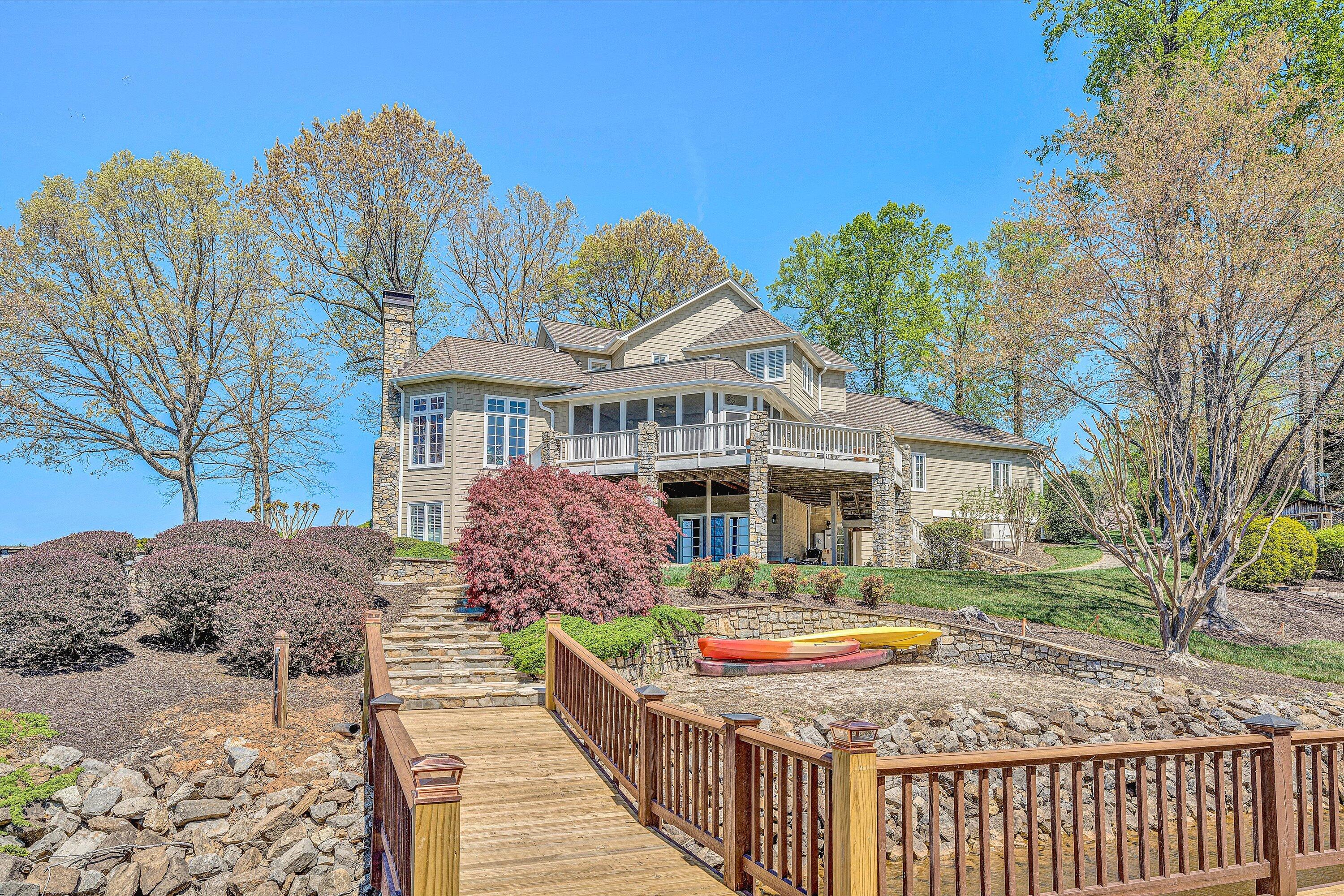 41 Windy Hill CIR