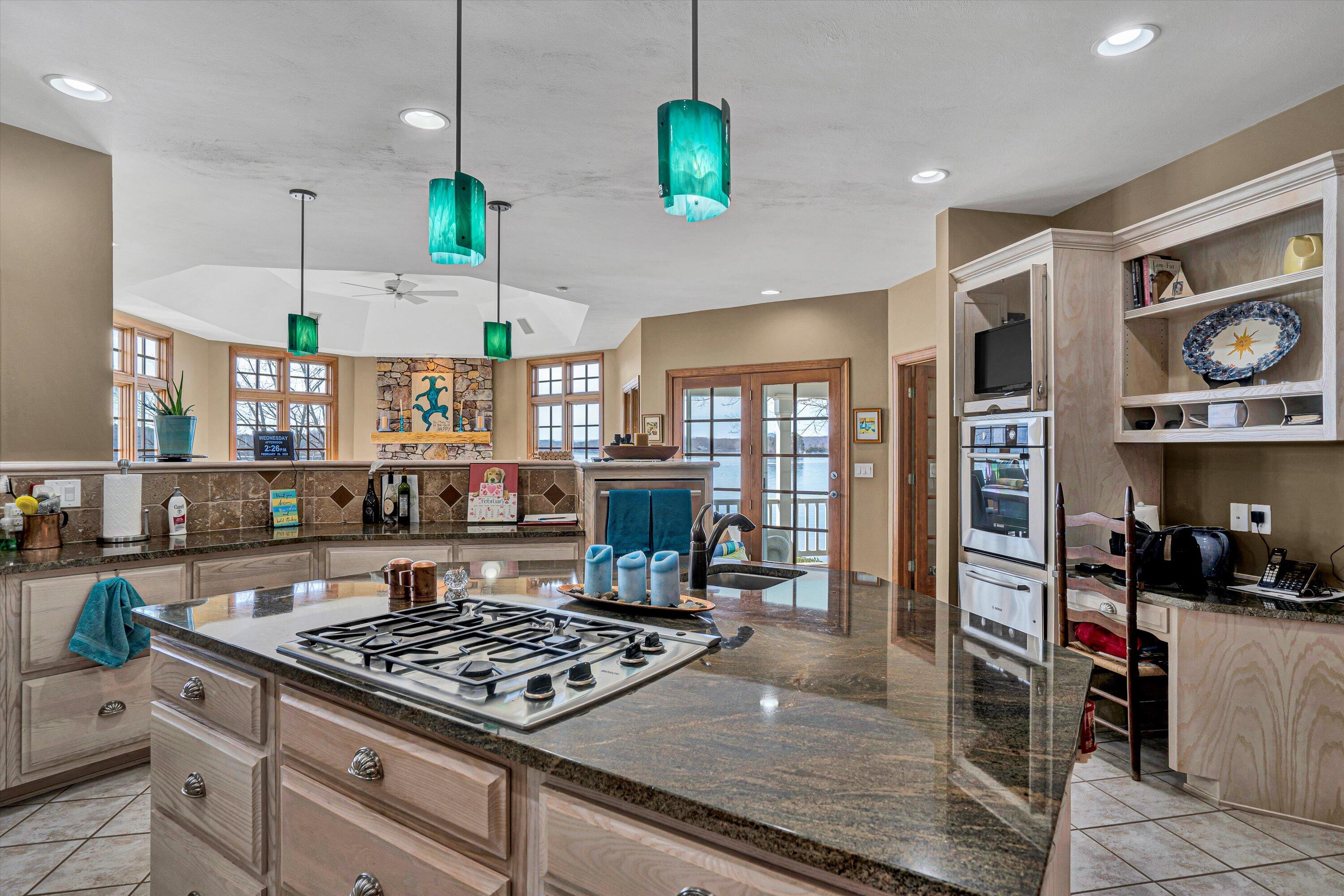 41 Windy Hill CIR