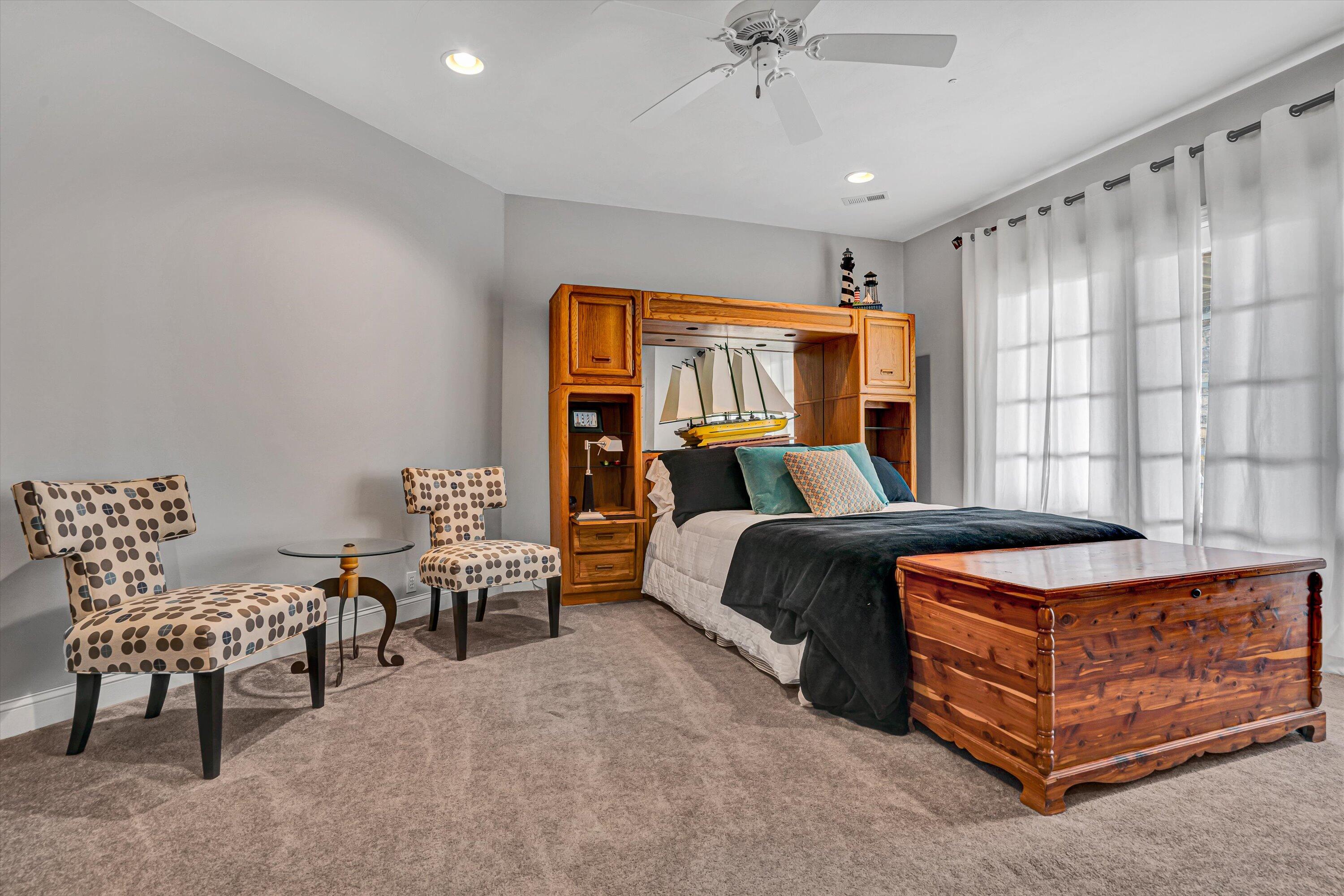 41 Windy Hill CIR