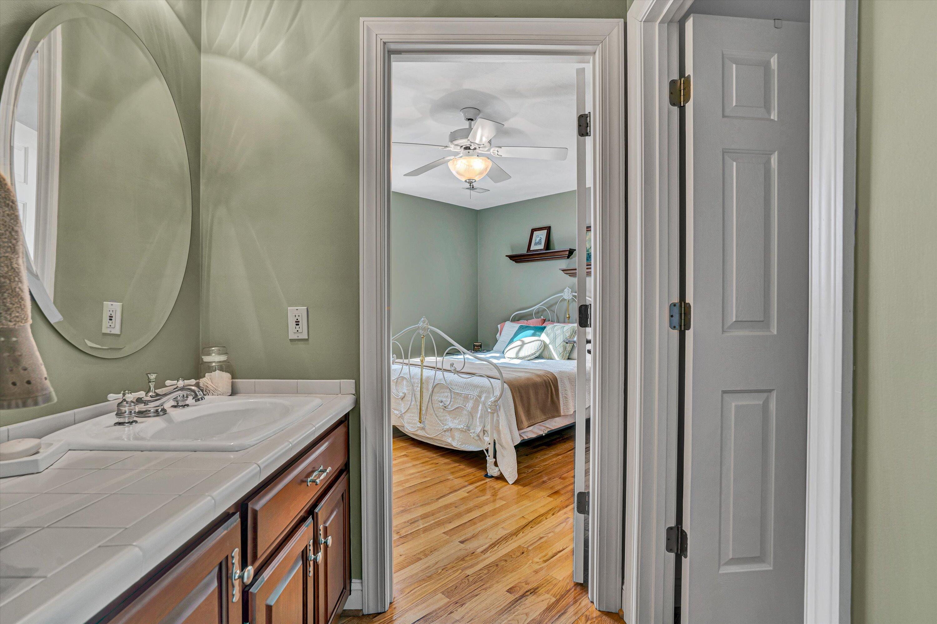 41 Windy Hill CIR