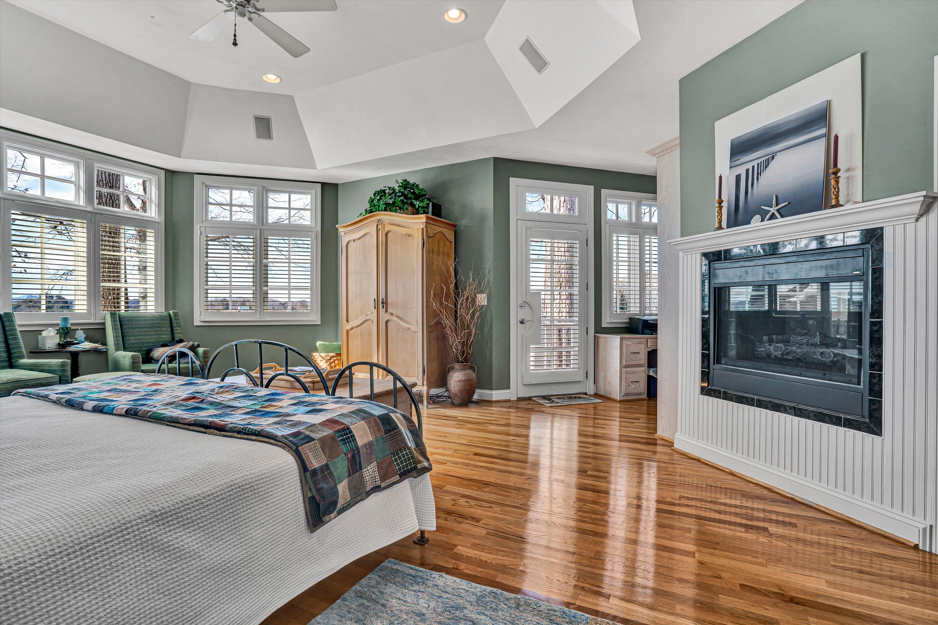 41 Windy Hill CIR