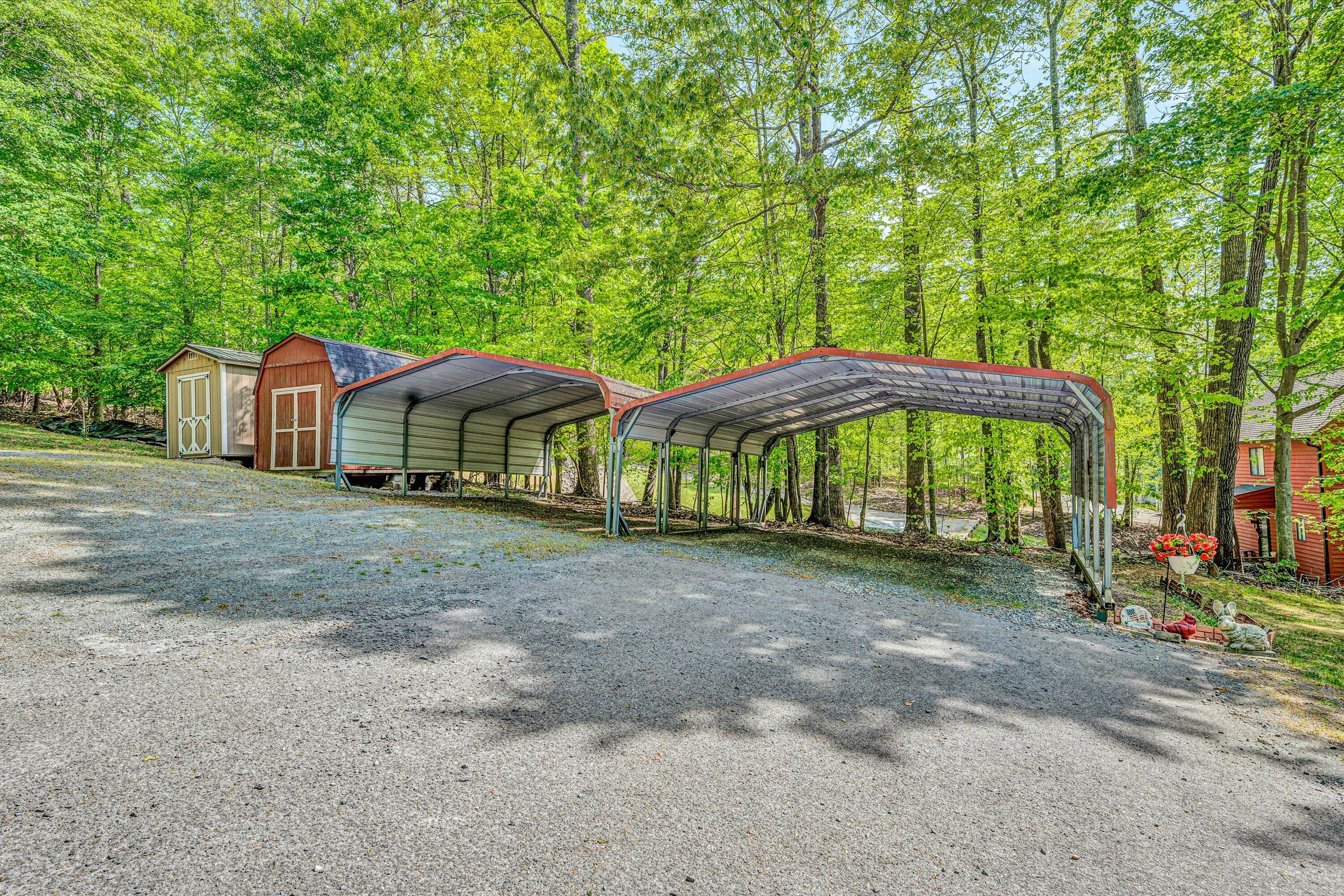 14 Kamp Branch RD