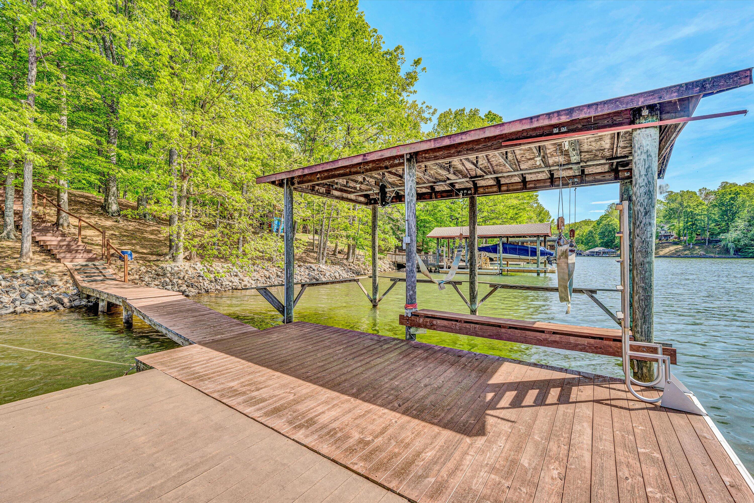 14 Kamp Branch RD