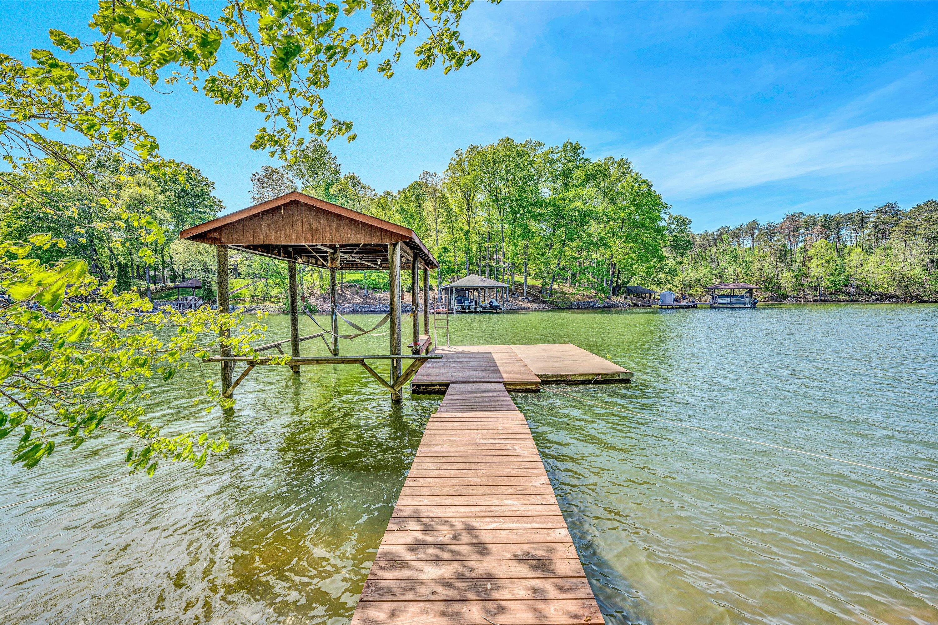 14 Kamp Branch RD