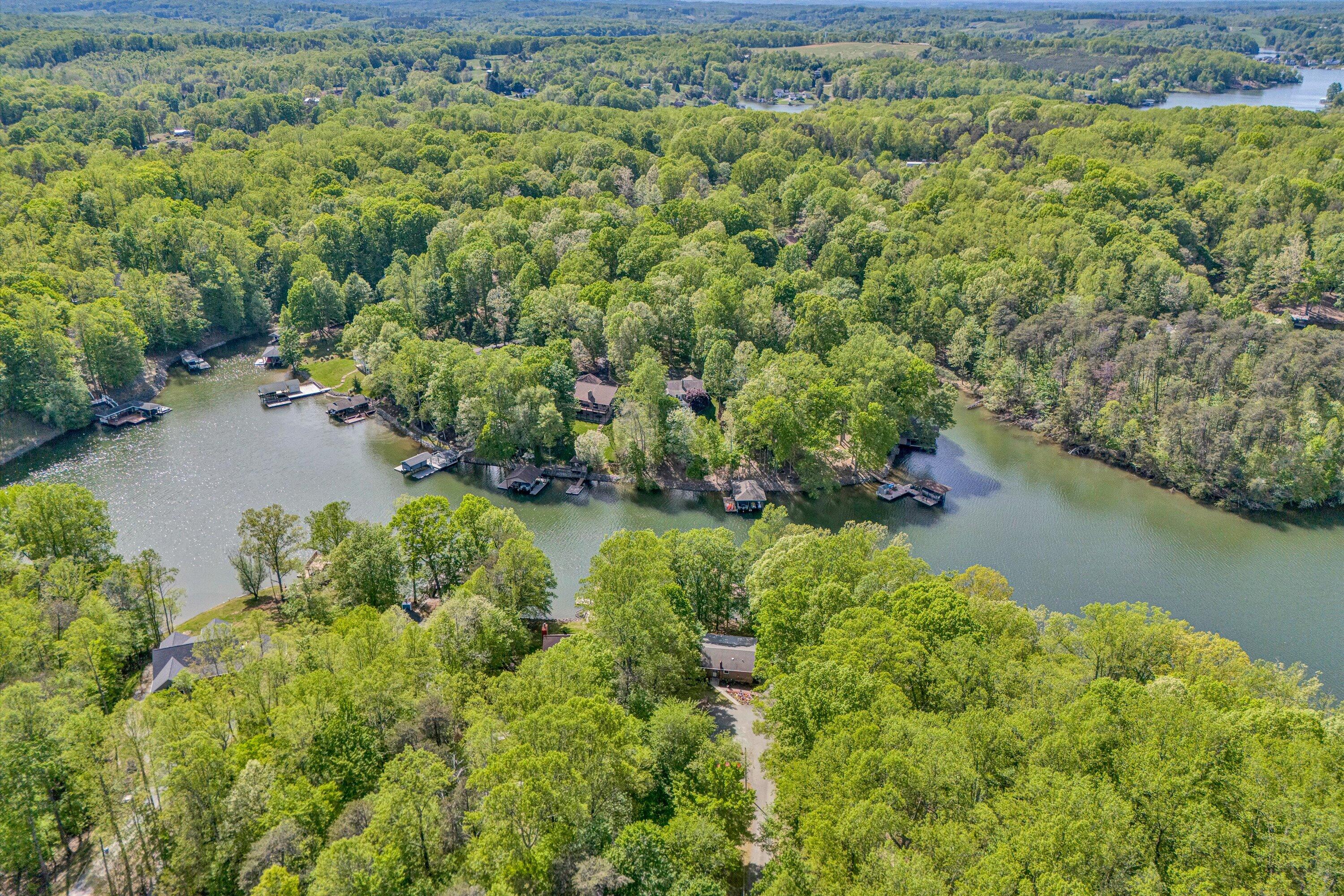 14 Kamp Branch RD