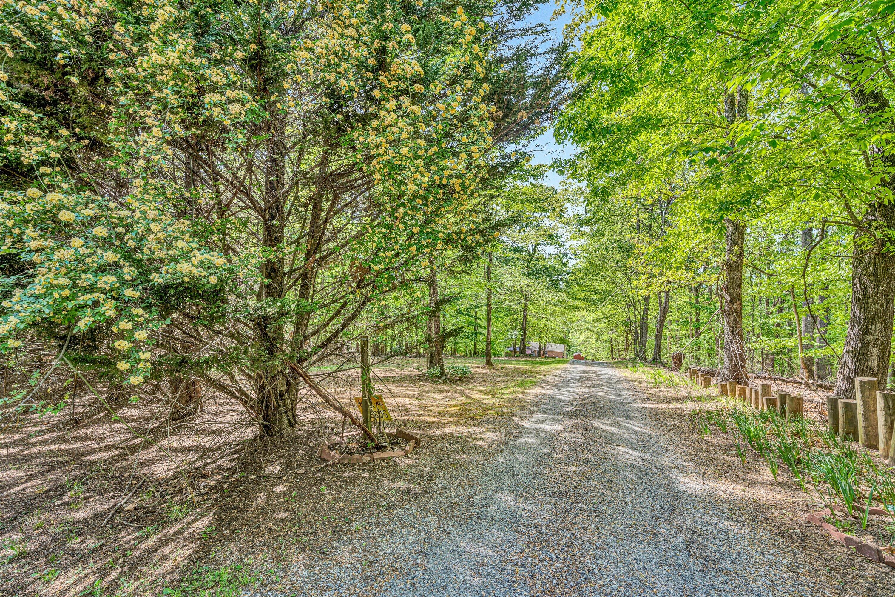 14 Kamp Branch RD