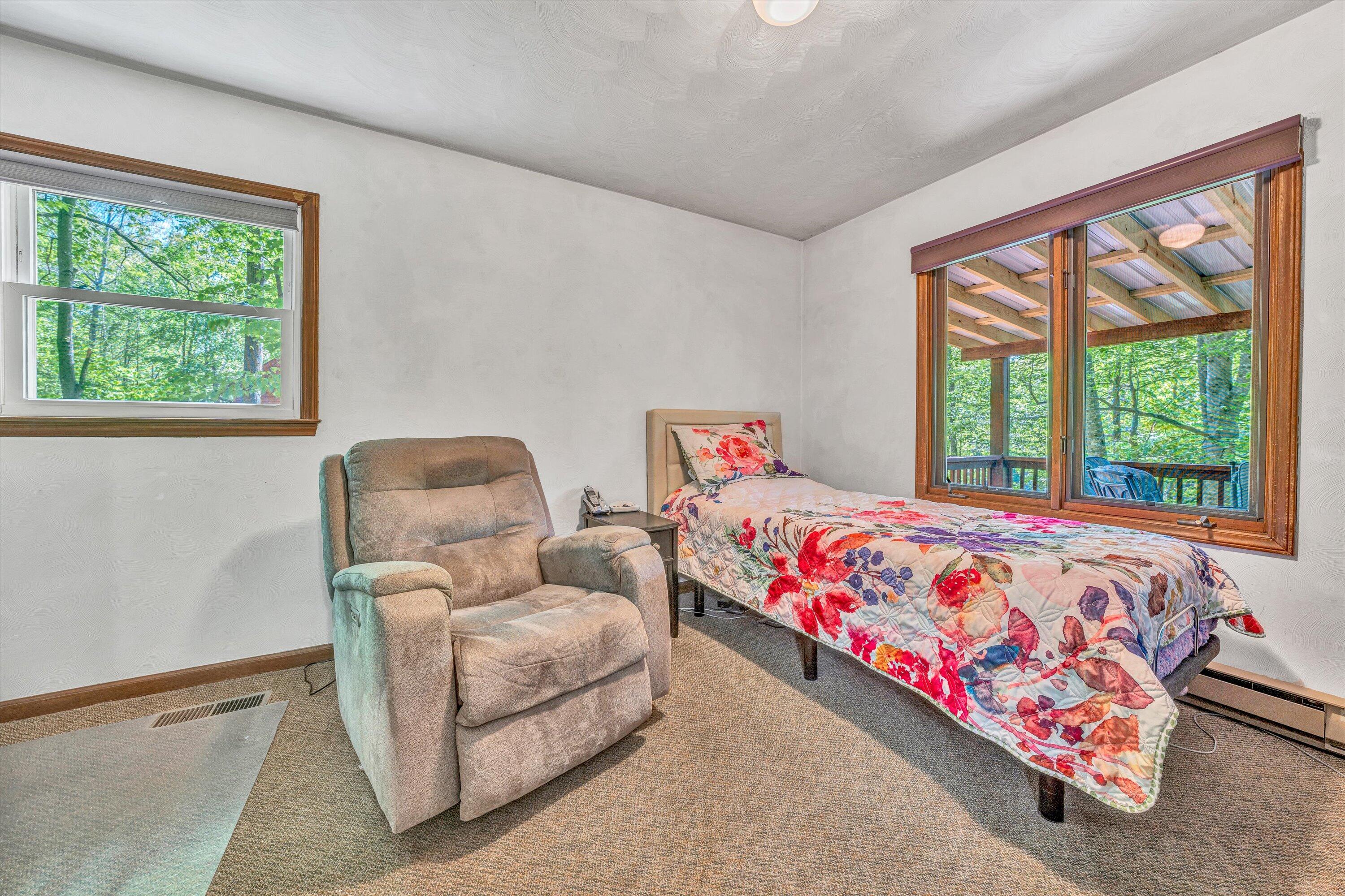 14 Kamp Branch RD