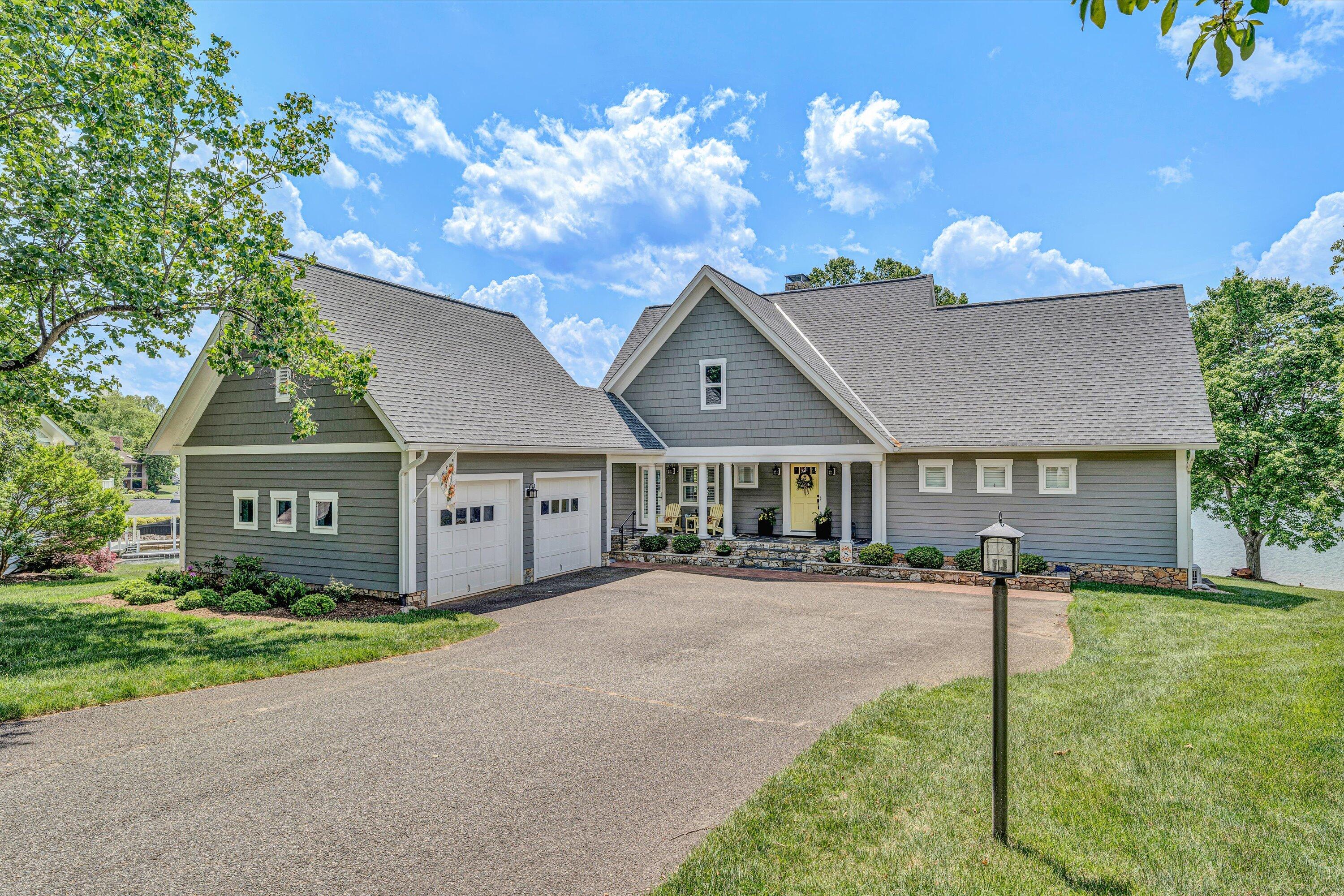 60 Sandpiper CIR