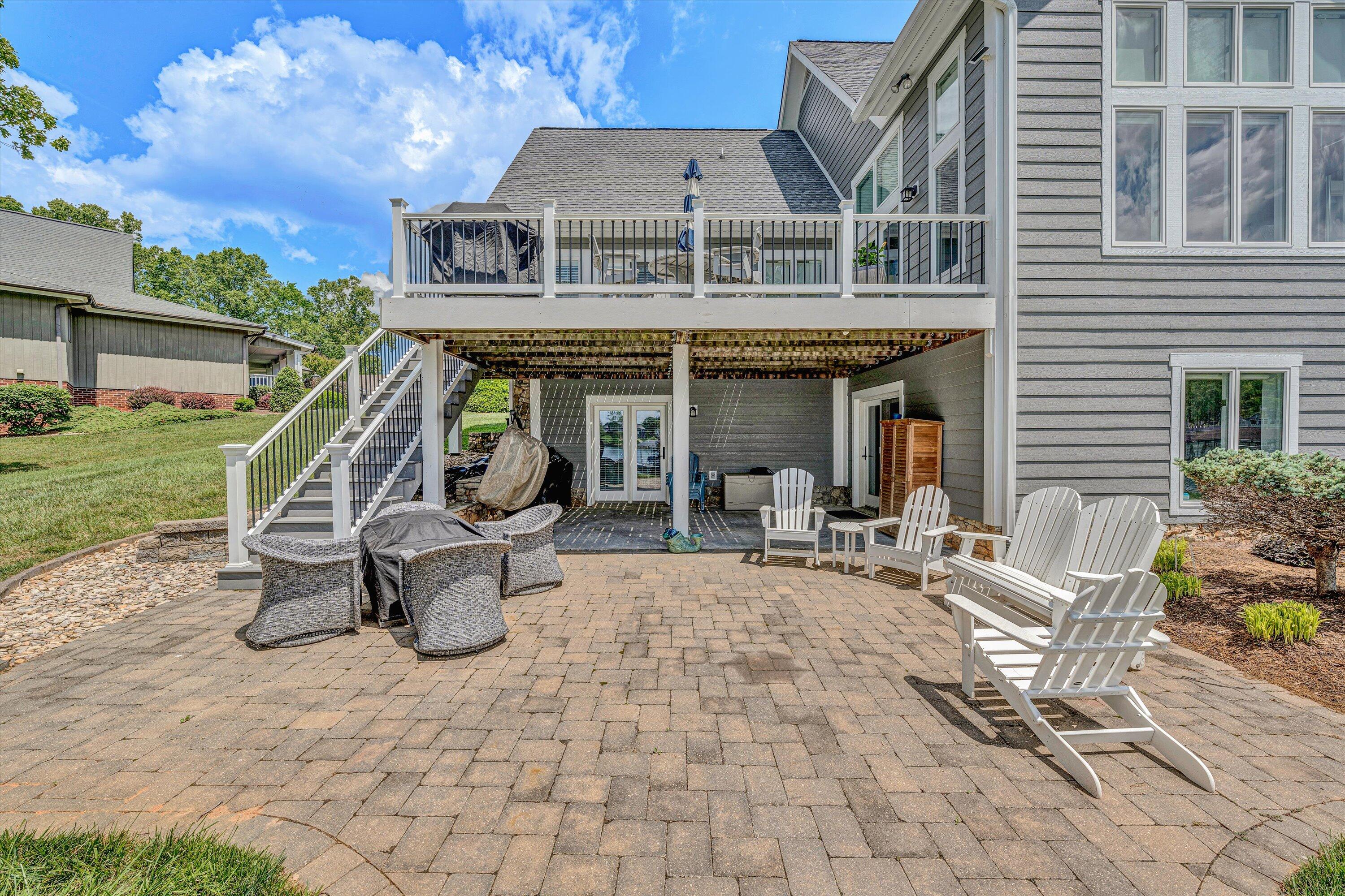60 Sandpiper CIR