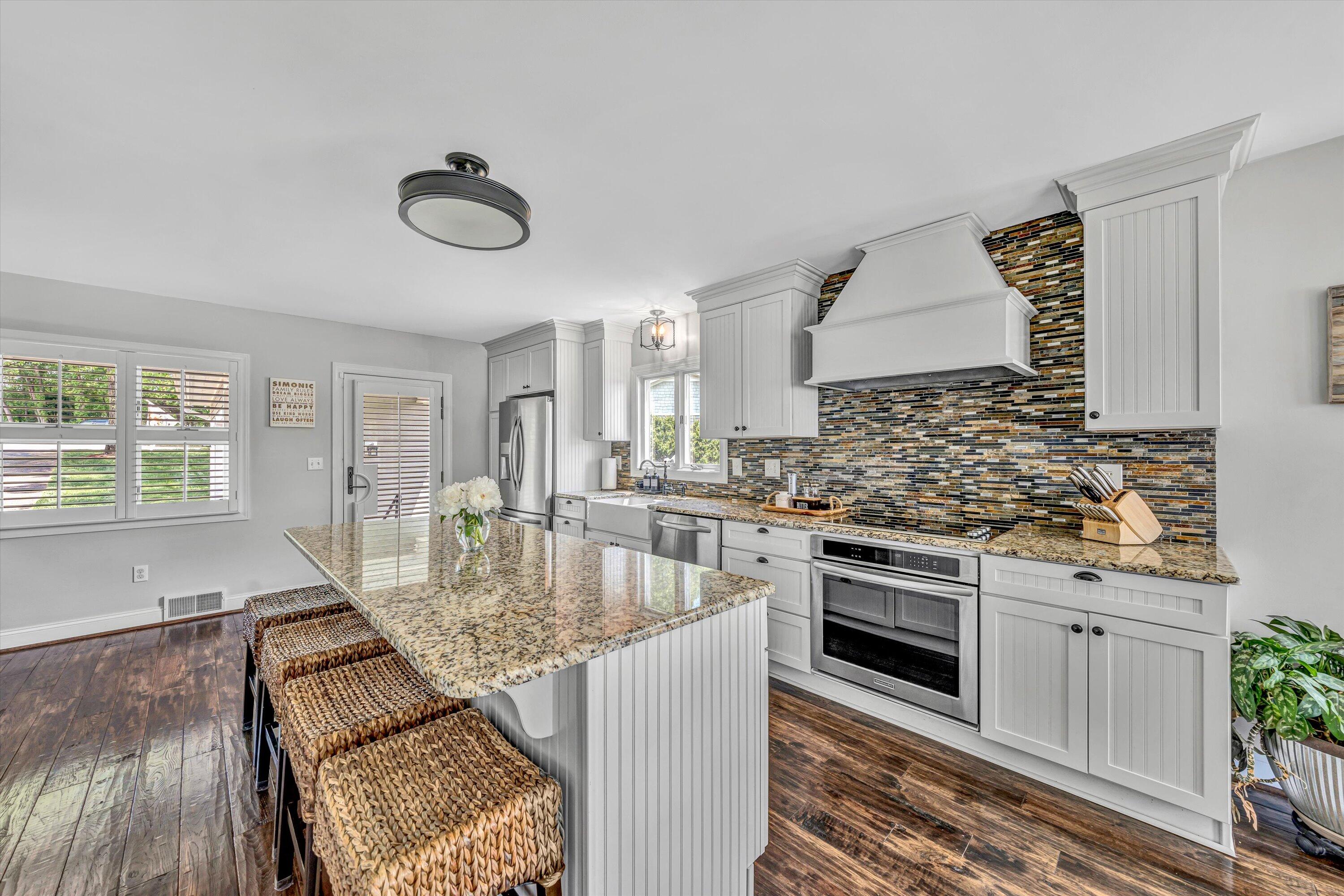 60 Sandpiper CIR