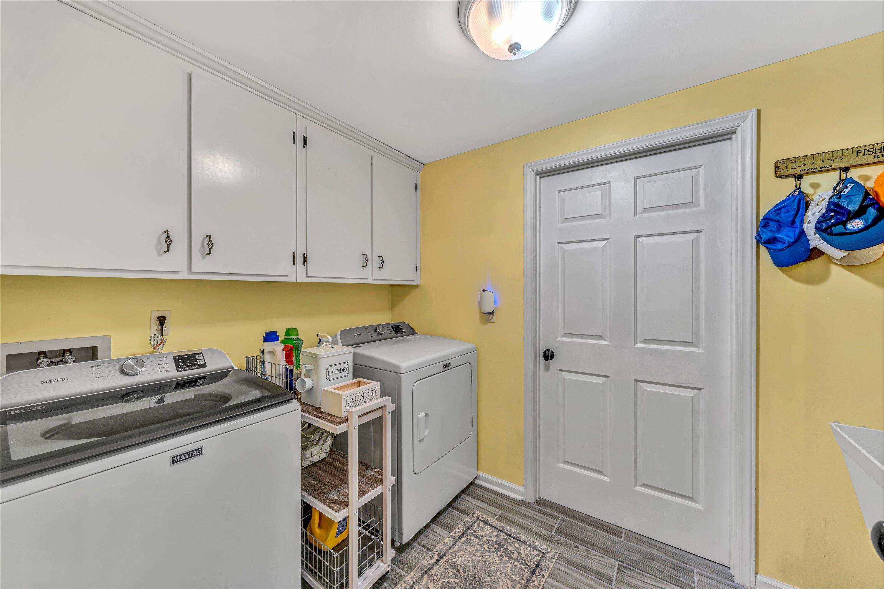 60 Sandpiper CIR
