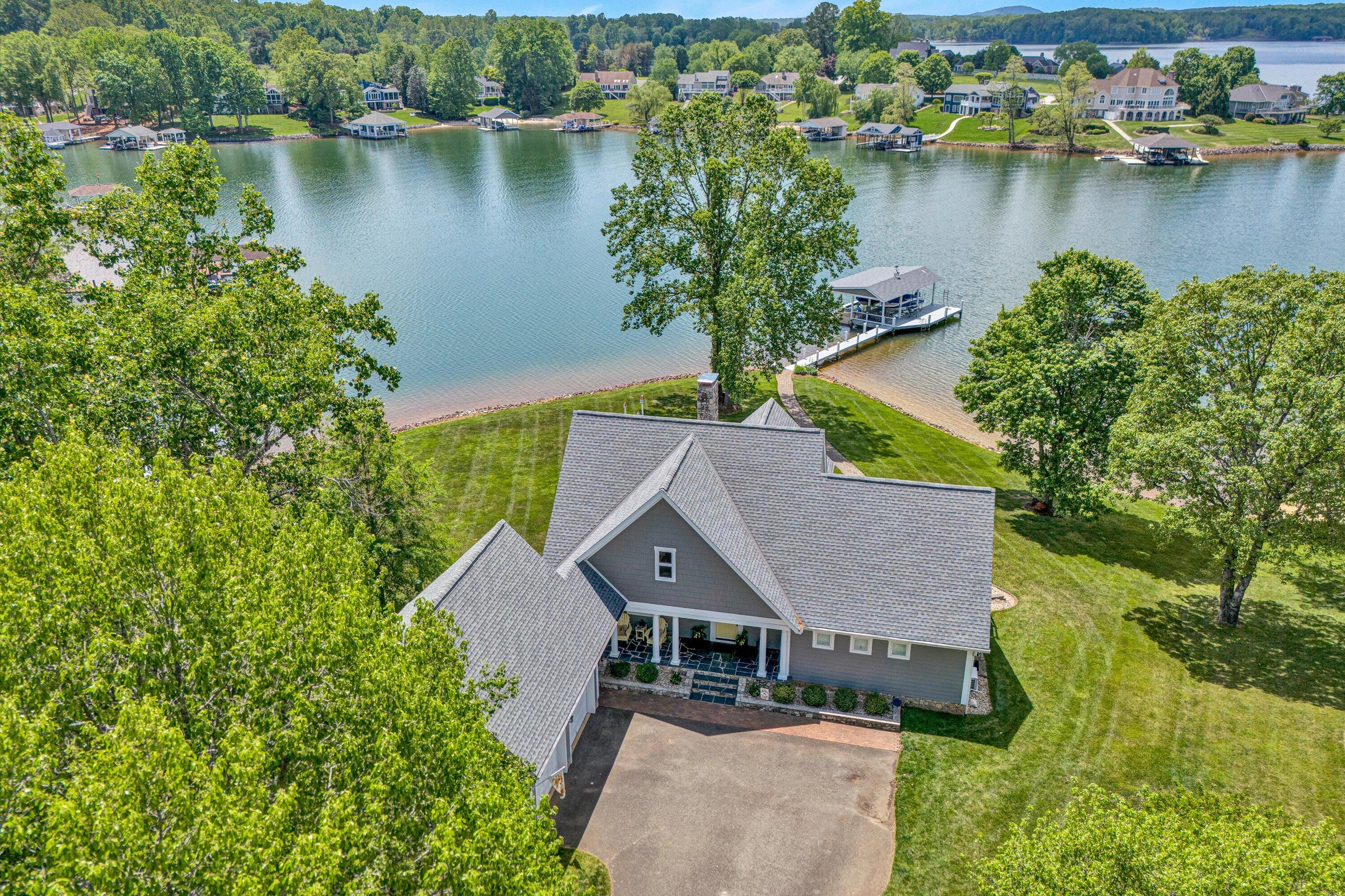 60 Sandpiper CIR