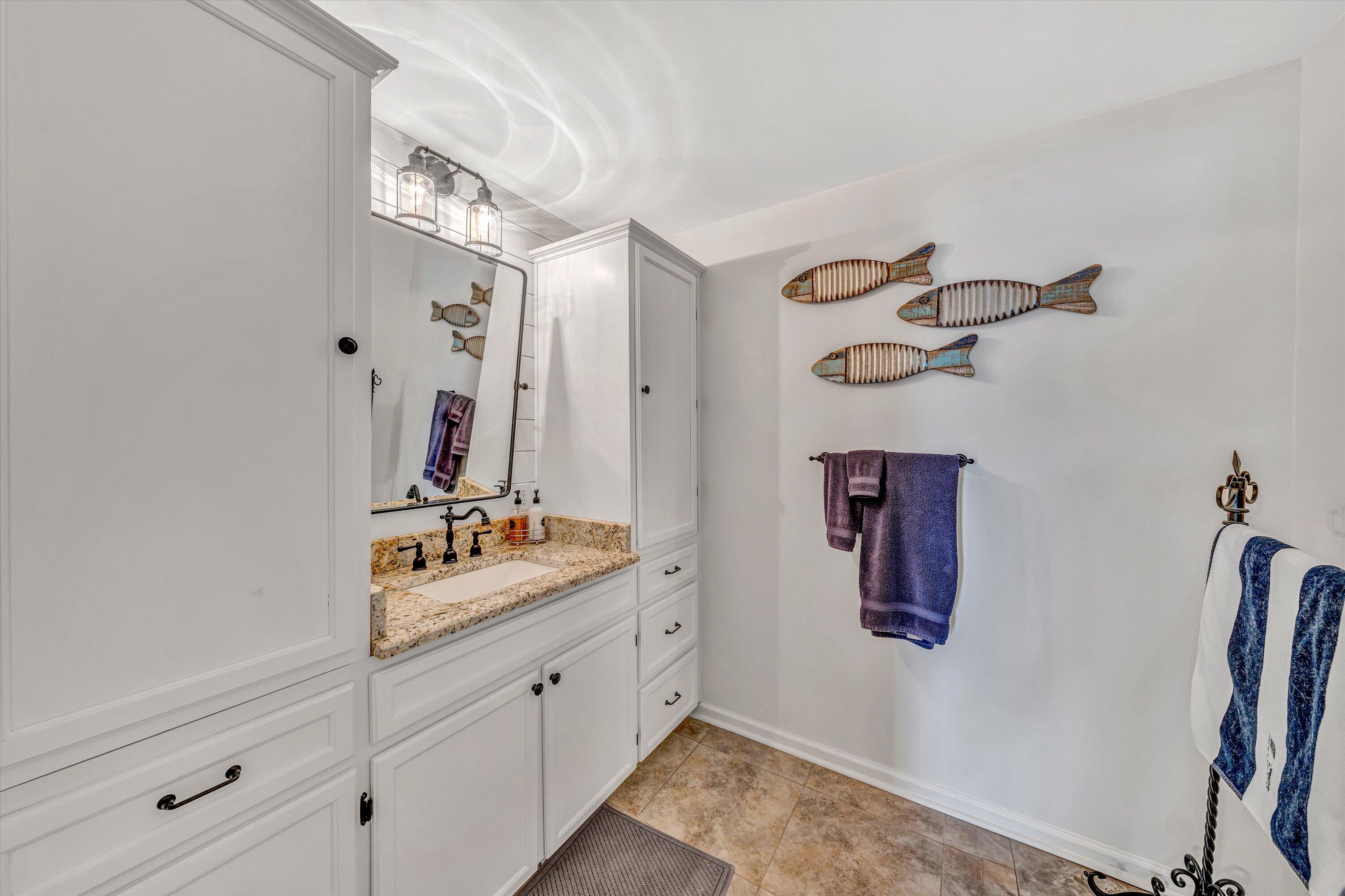 60 Sandpiper CIR