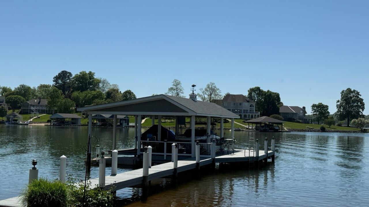 60 Sandpiper CIR