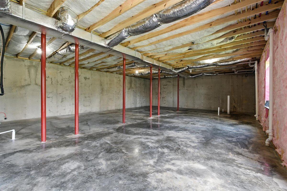 1420 Wells RD