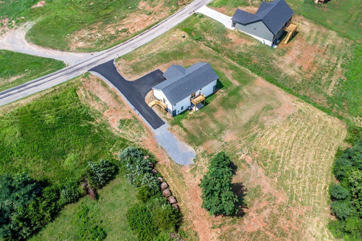1420 Wells RD