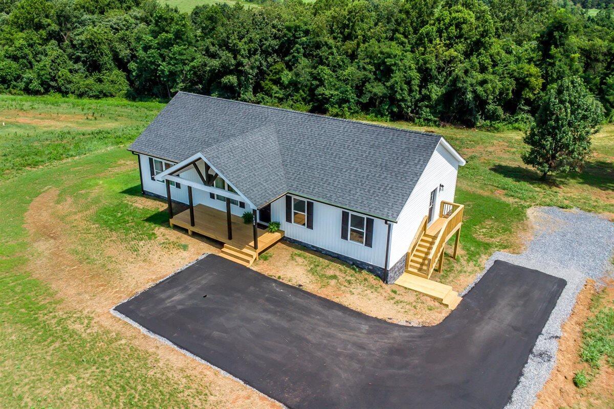 1420 Wells RD