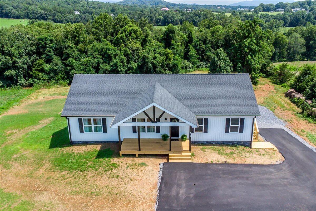 1420 Wells RD