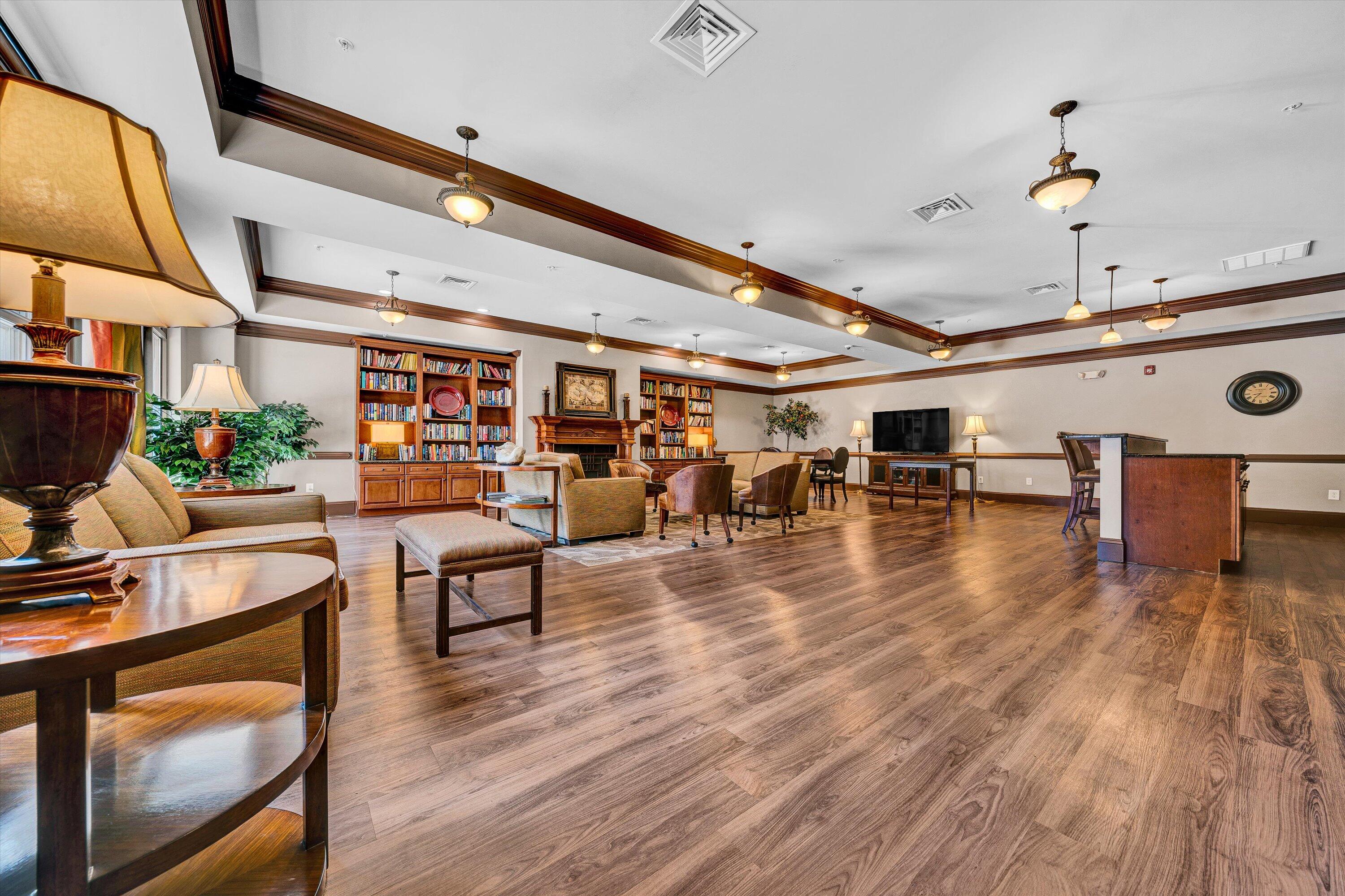 2125 Yellow Mountain RD SE Unit: 307