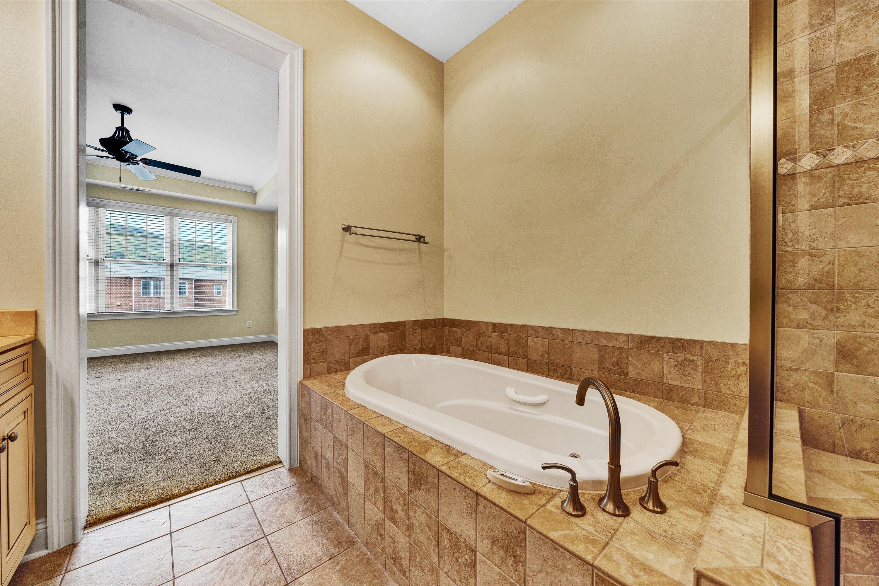 2125 Yellow Mountain RD SE Unit: 307