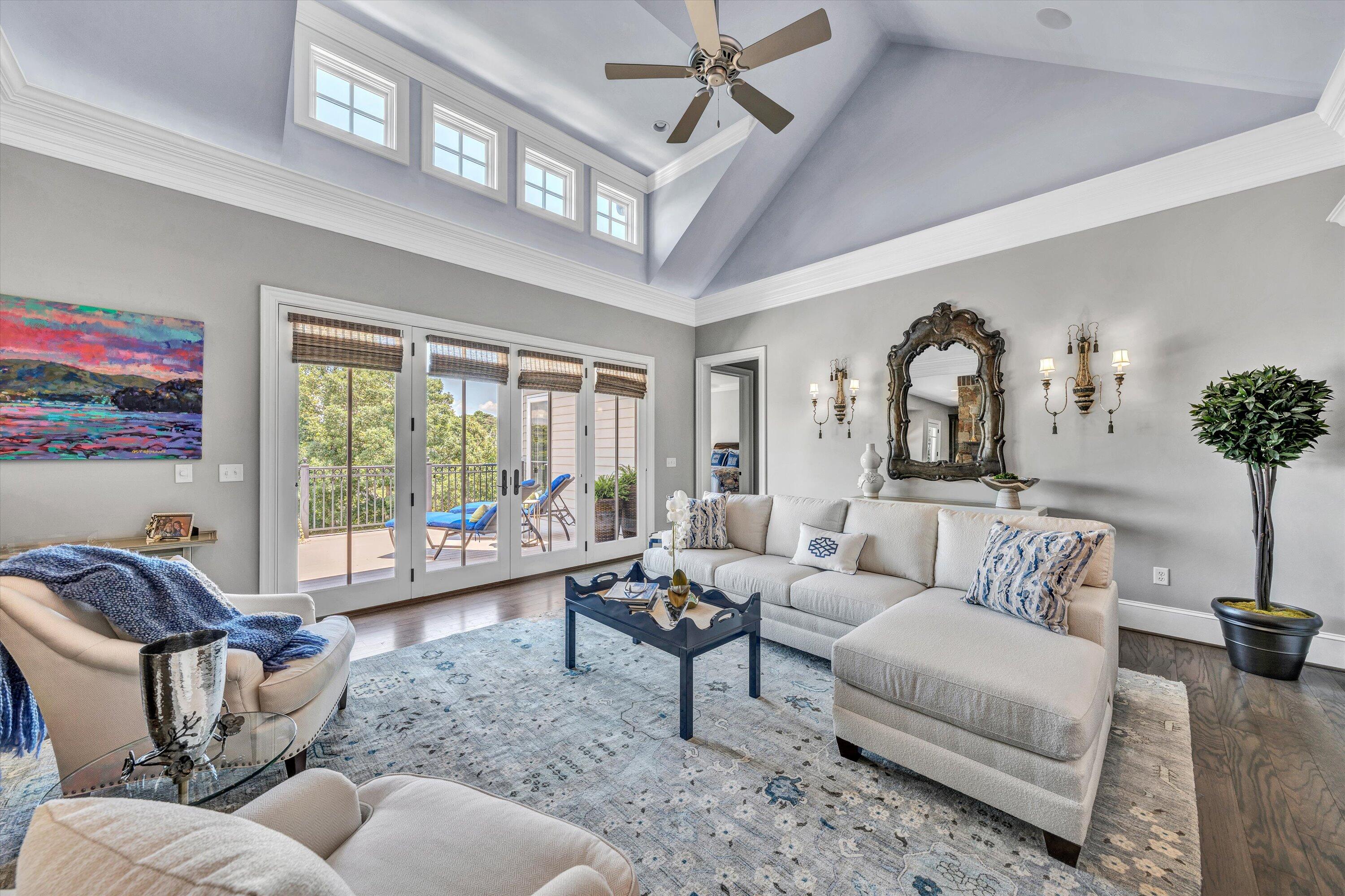 115 Grande Villa DR