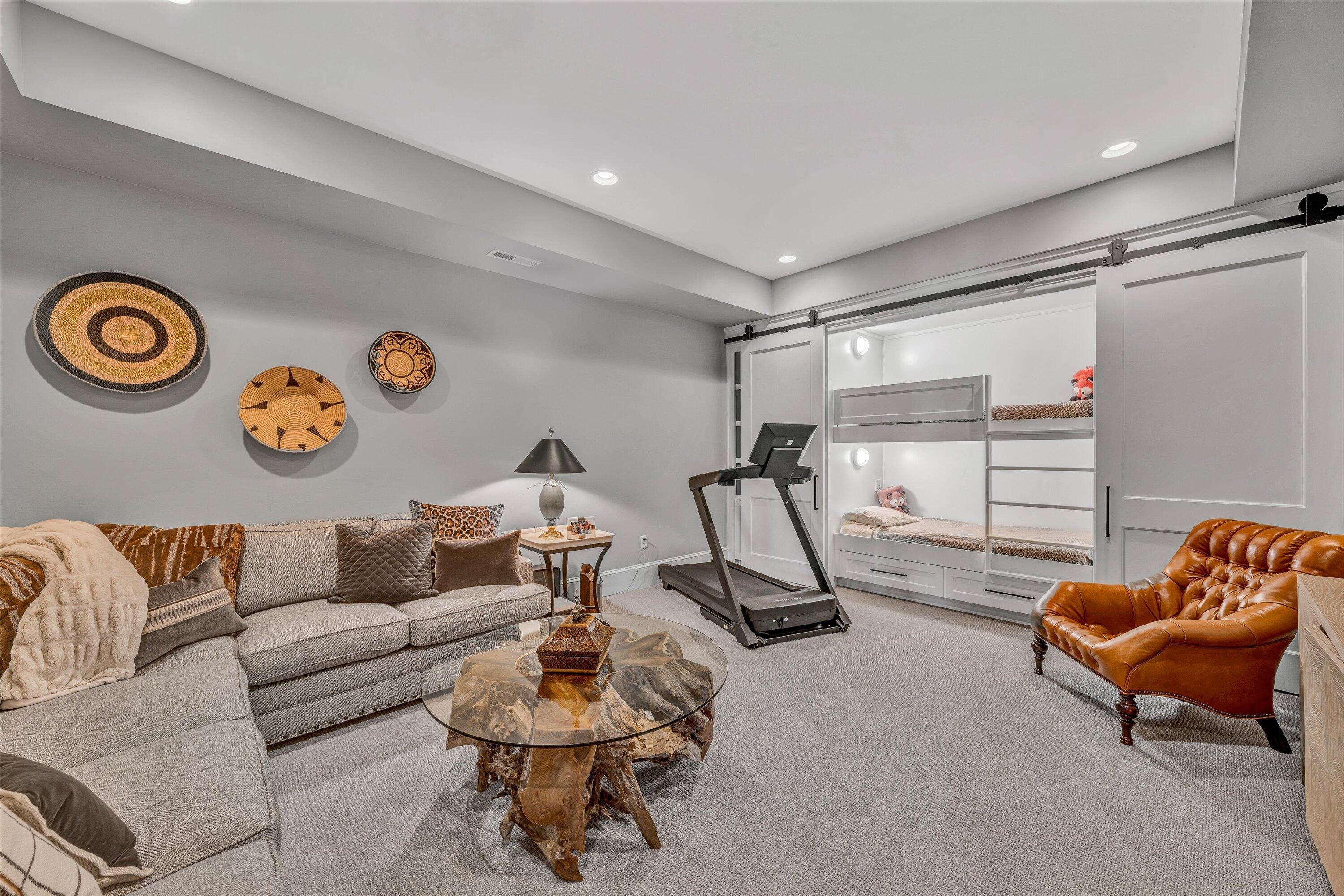 115 Grande Villa DR