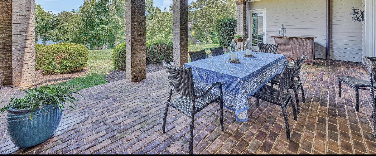 115 Grande Villa DR