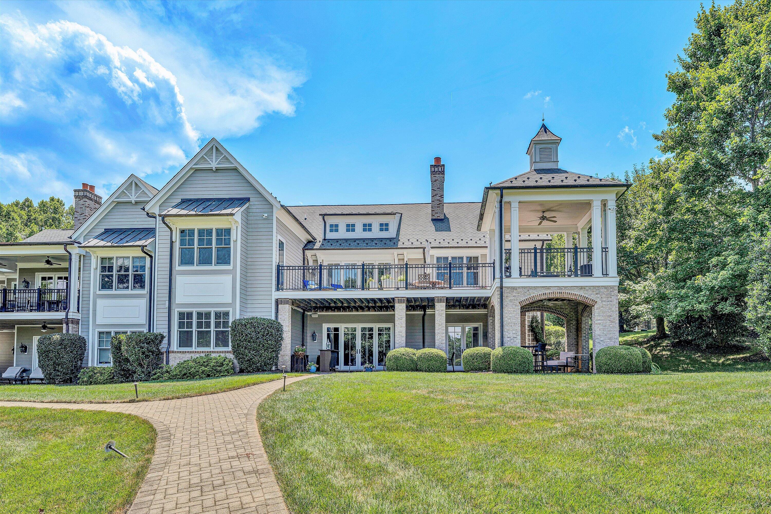 115 Grande Villa DR