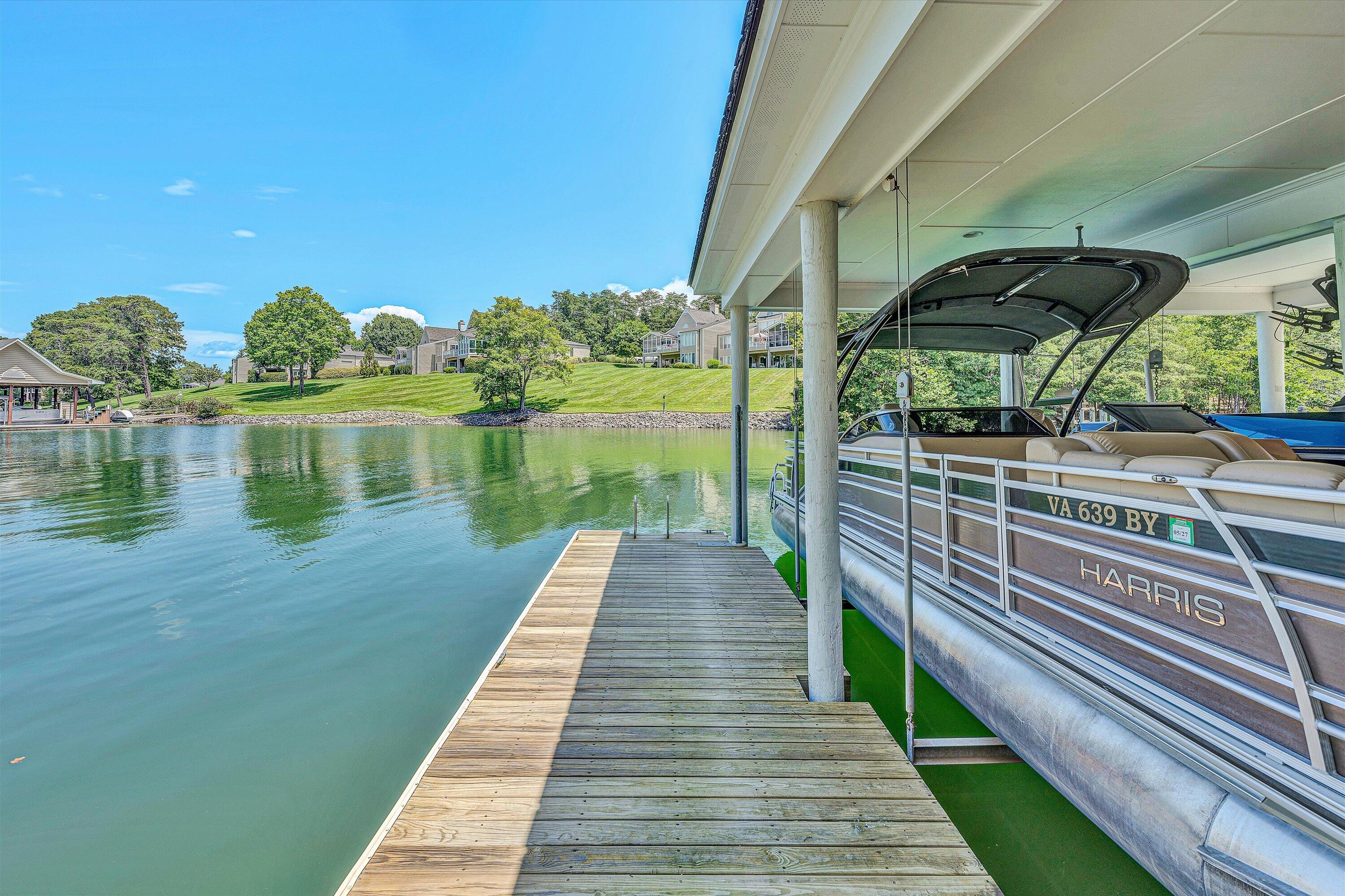 115 Grande Villa DR