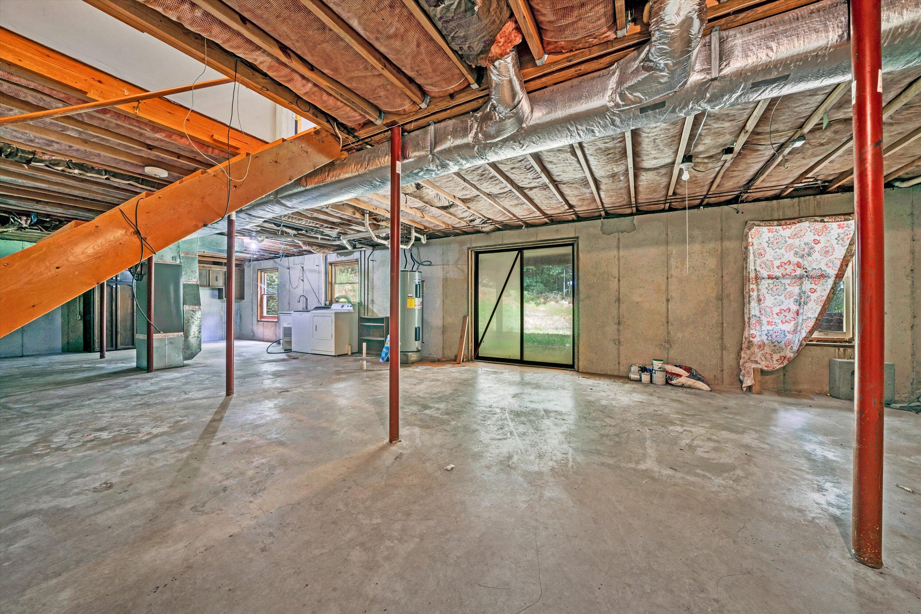 5658 Callaway RD